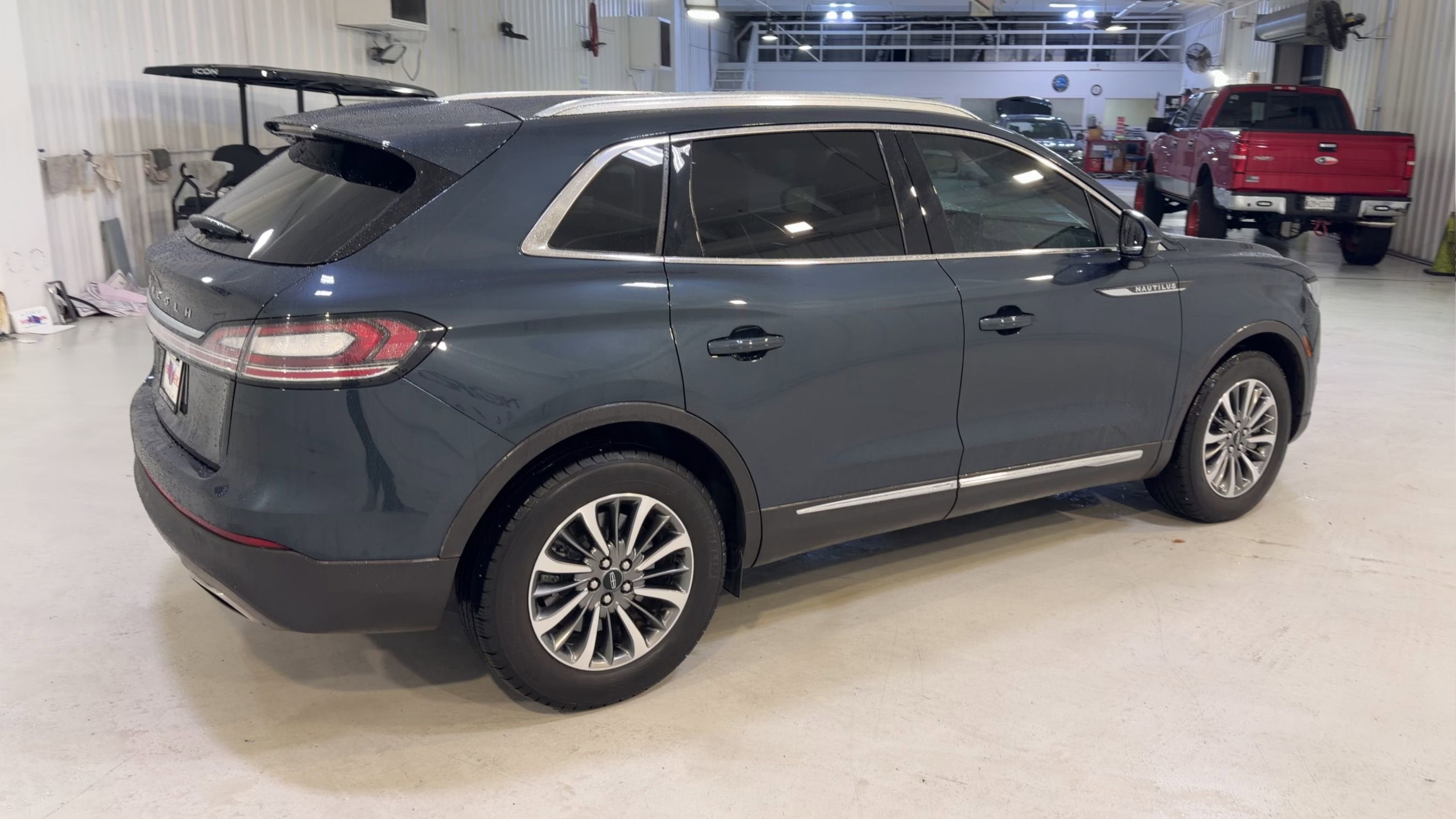 2023 Lincoln Nautilus Standard