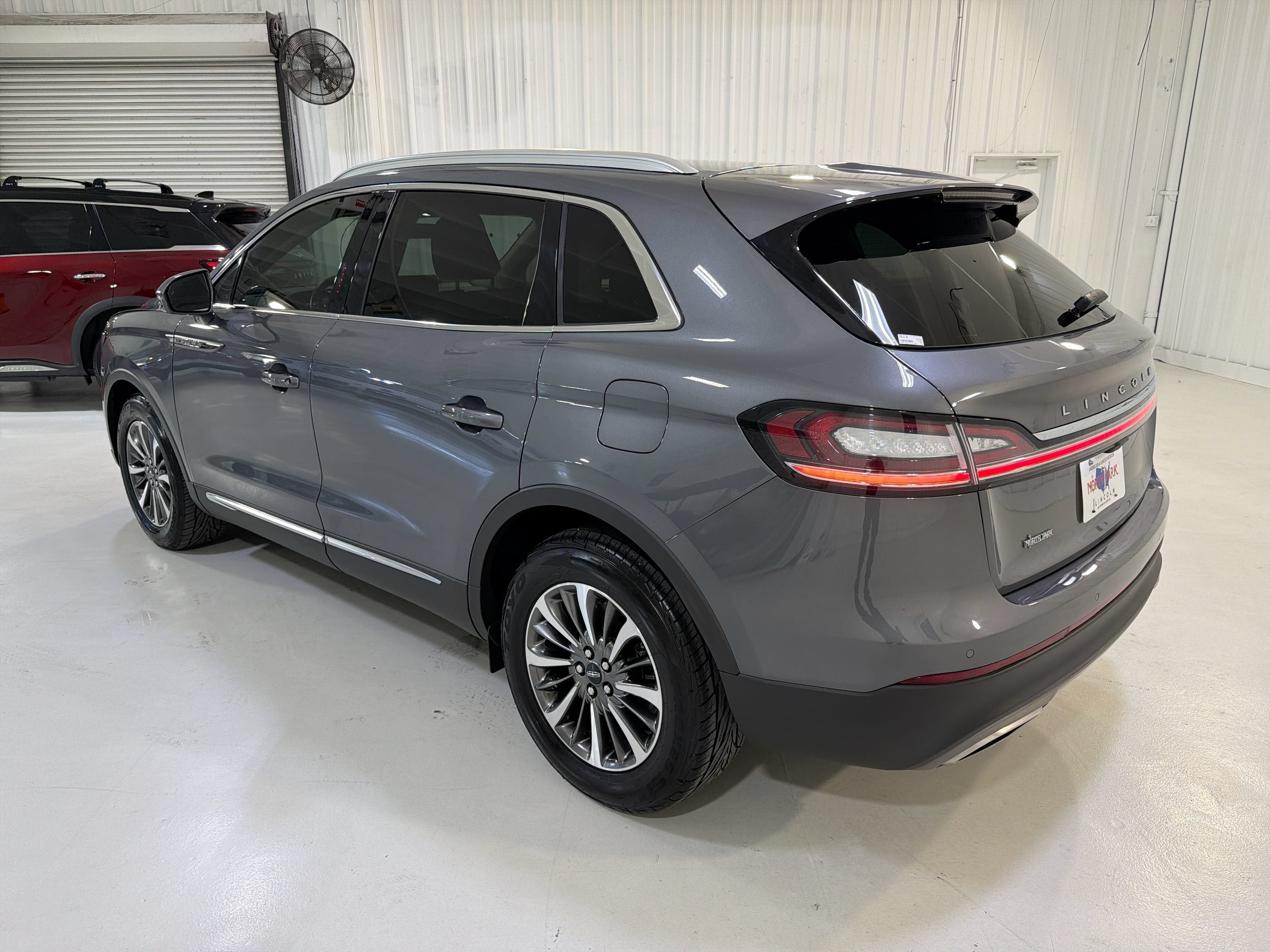 2023 Lincoln Nautilus Standard