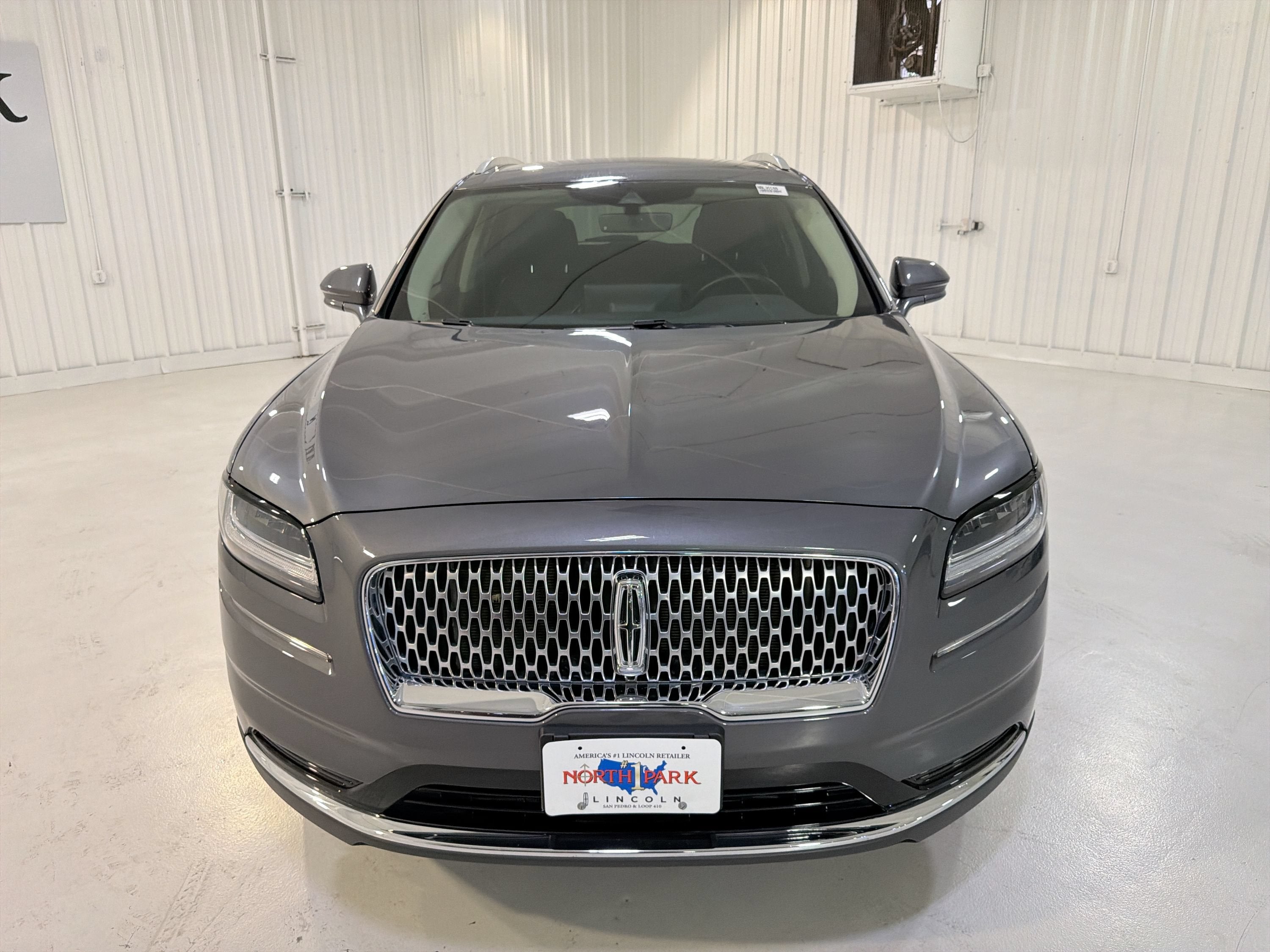 2023 Lincoln Nautilus Standard