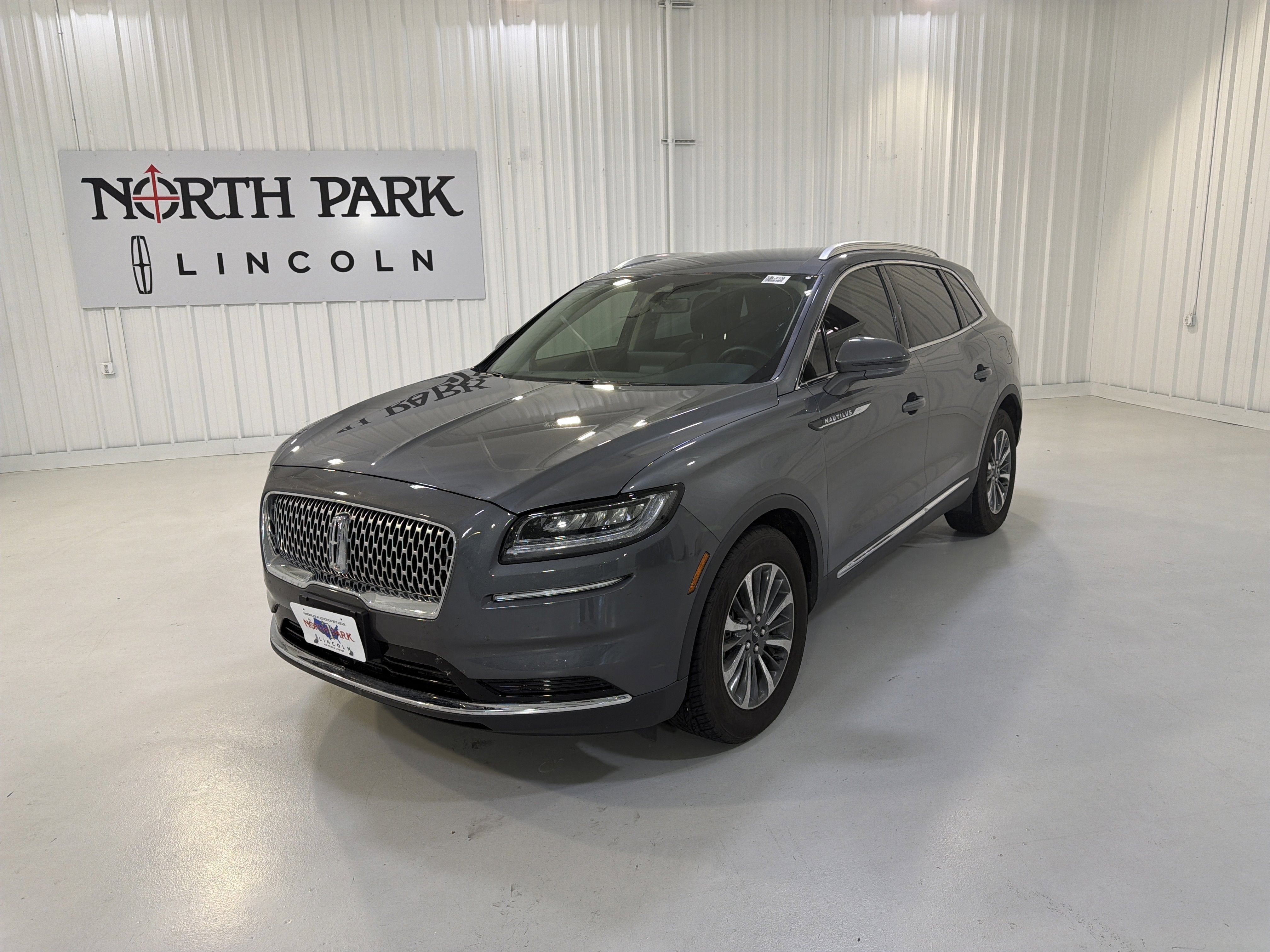 2023 Lincoln Nautilus Standard