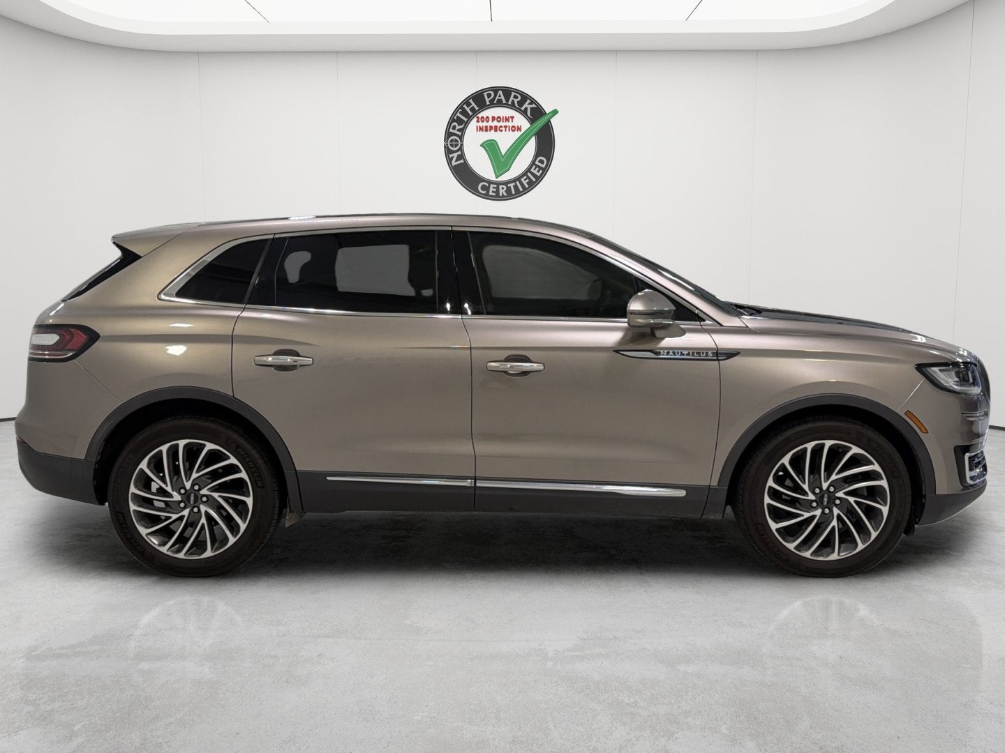 2020 Lincoln Nautilus Reserve