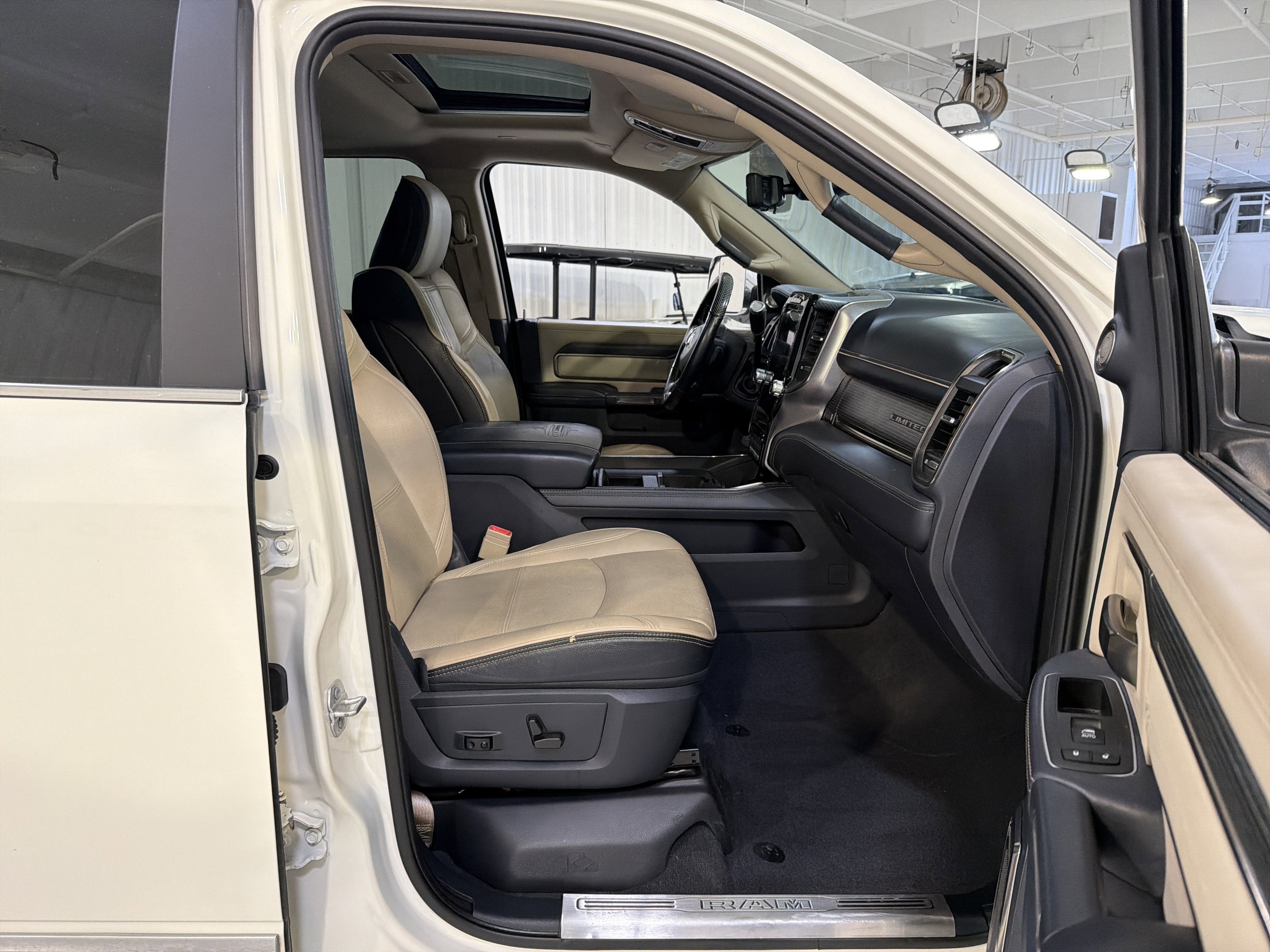 2022 RAM 3500 Limited