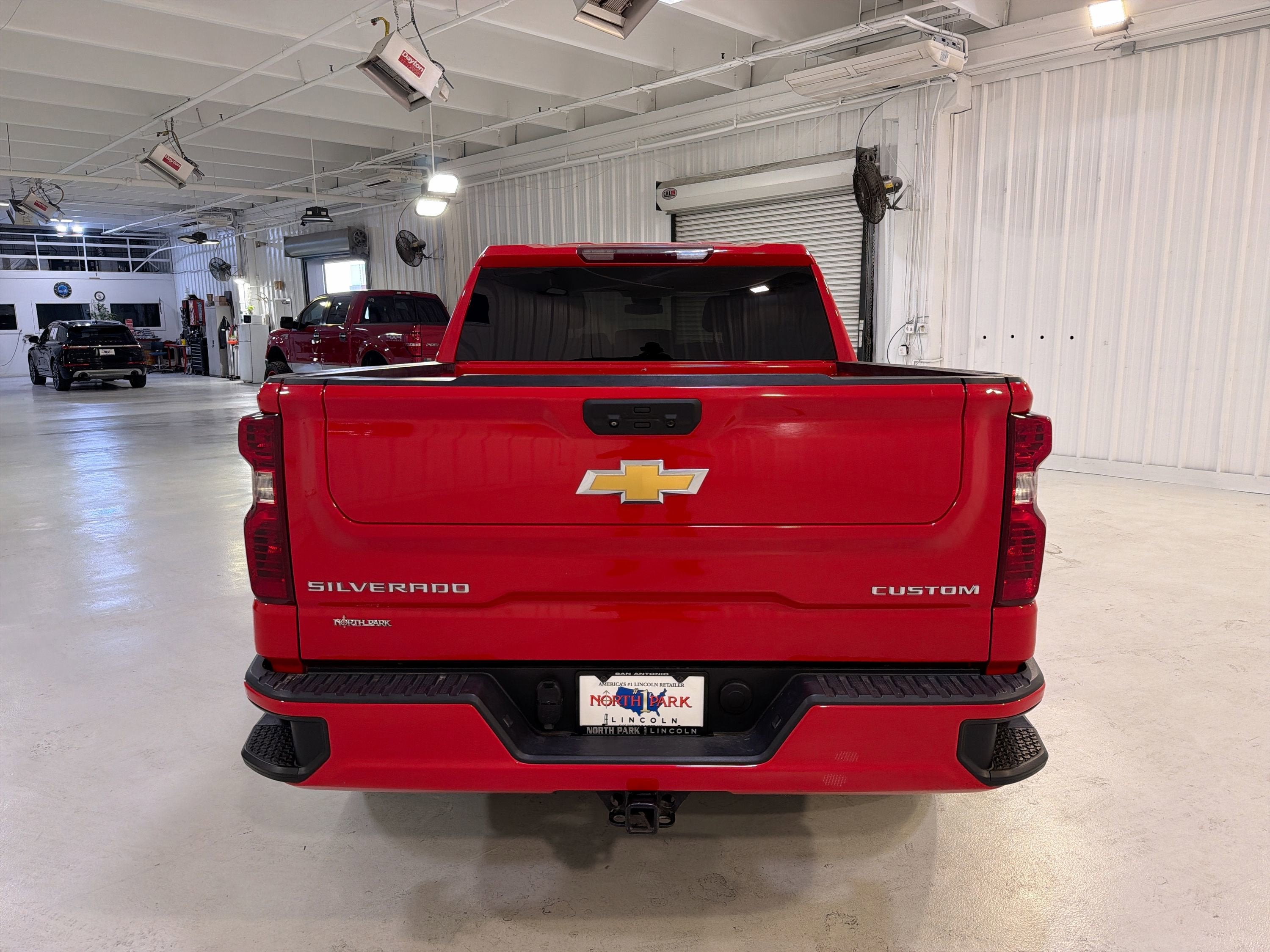 2022 Chevrolet Silverado 1500 Custom