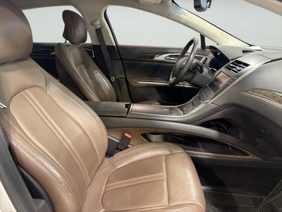 2014 Lincoln MKZ Base