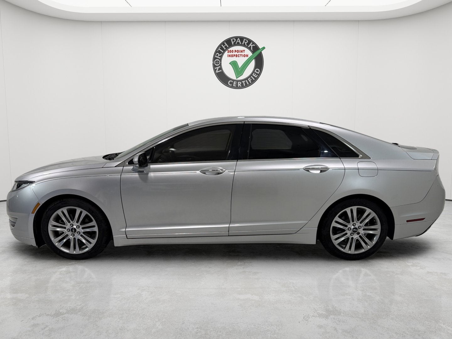 2014 Lincoln MKZ Base