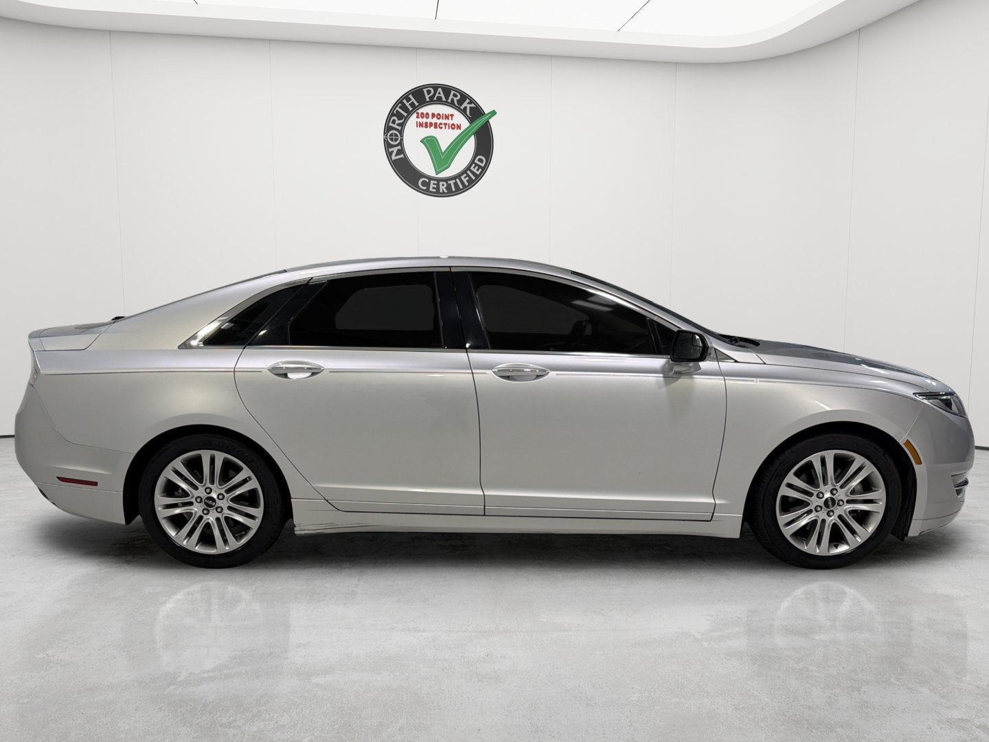 2014 Lincoln MKZ Base