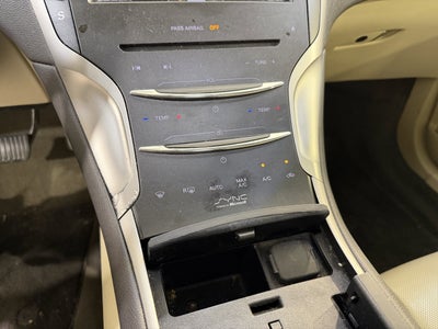 2014 Lincoln MKZ Base