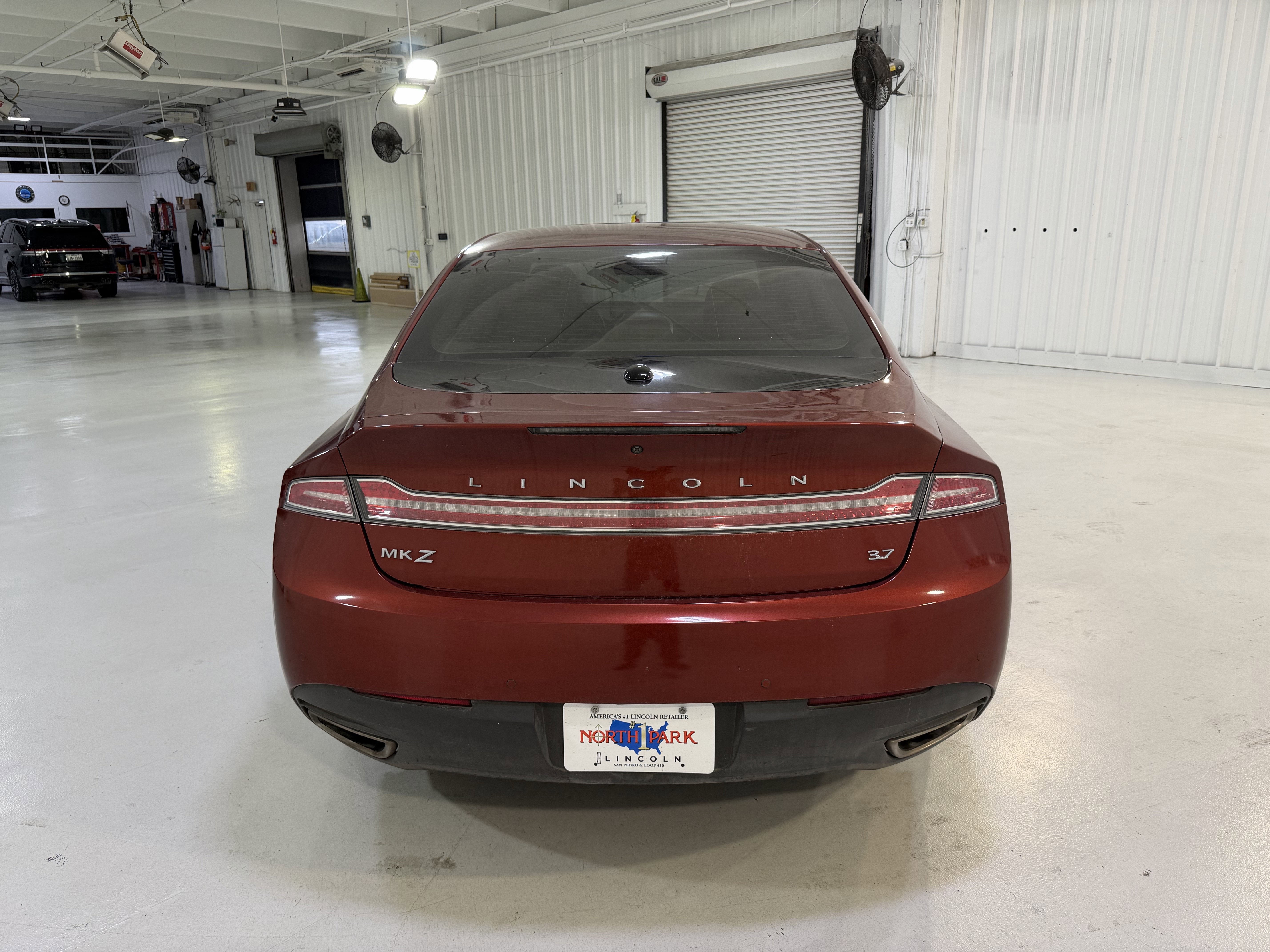 2014 Lincoln MKZ Base