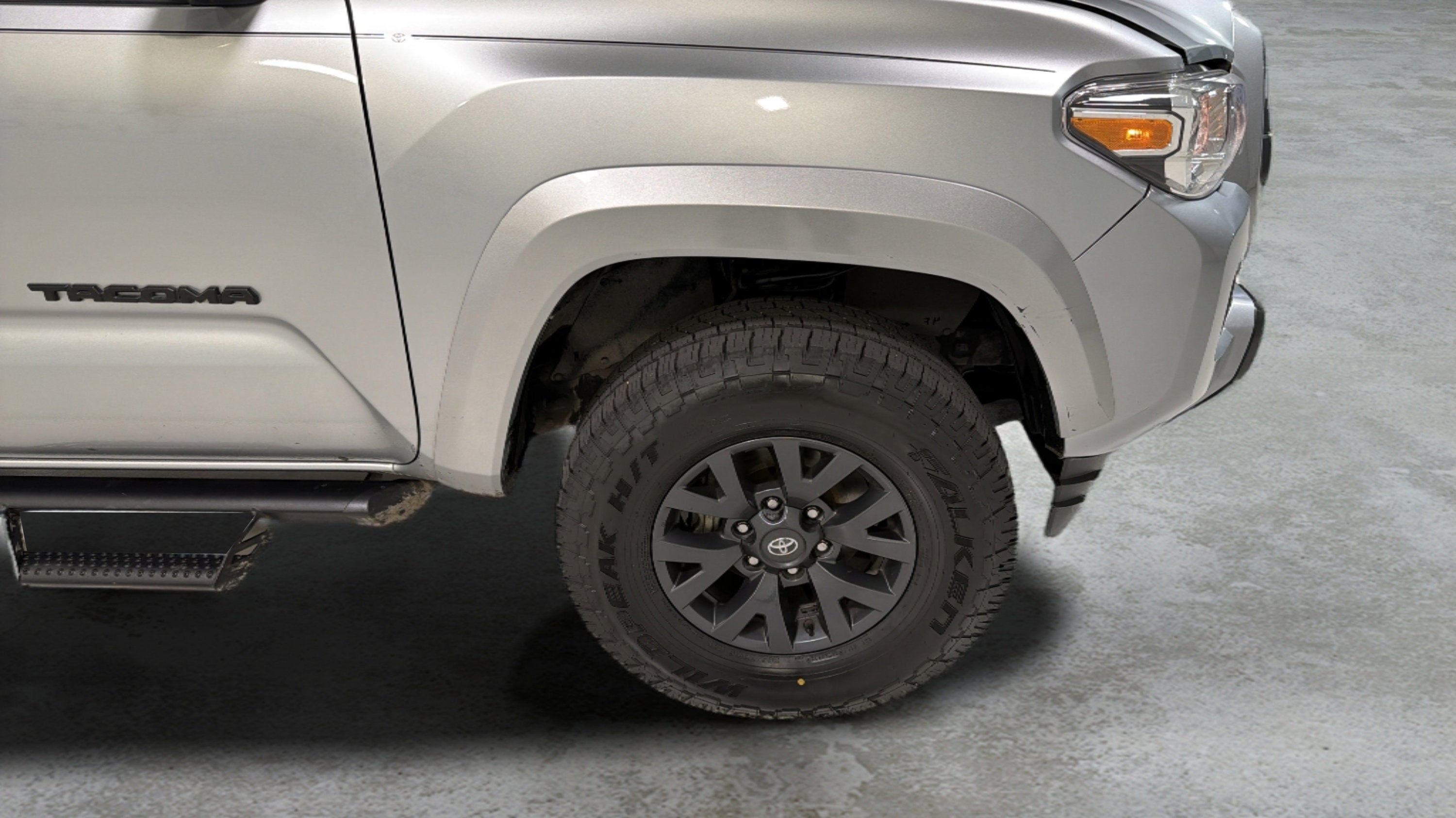 2023 Toyota Tacoma 2WD SR5