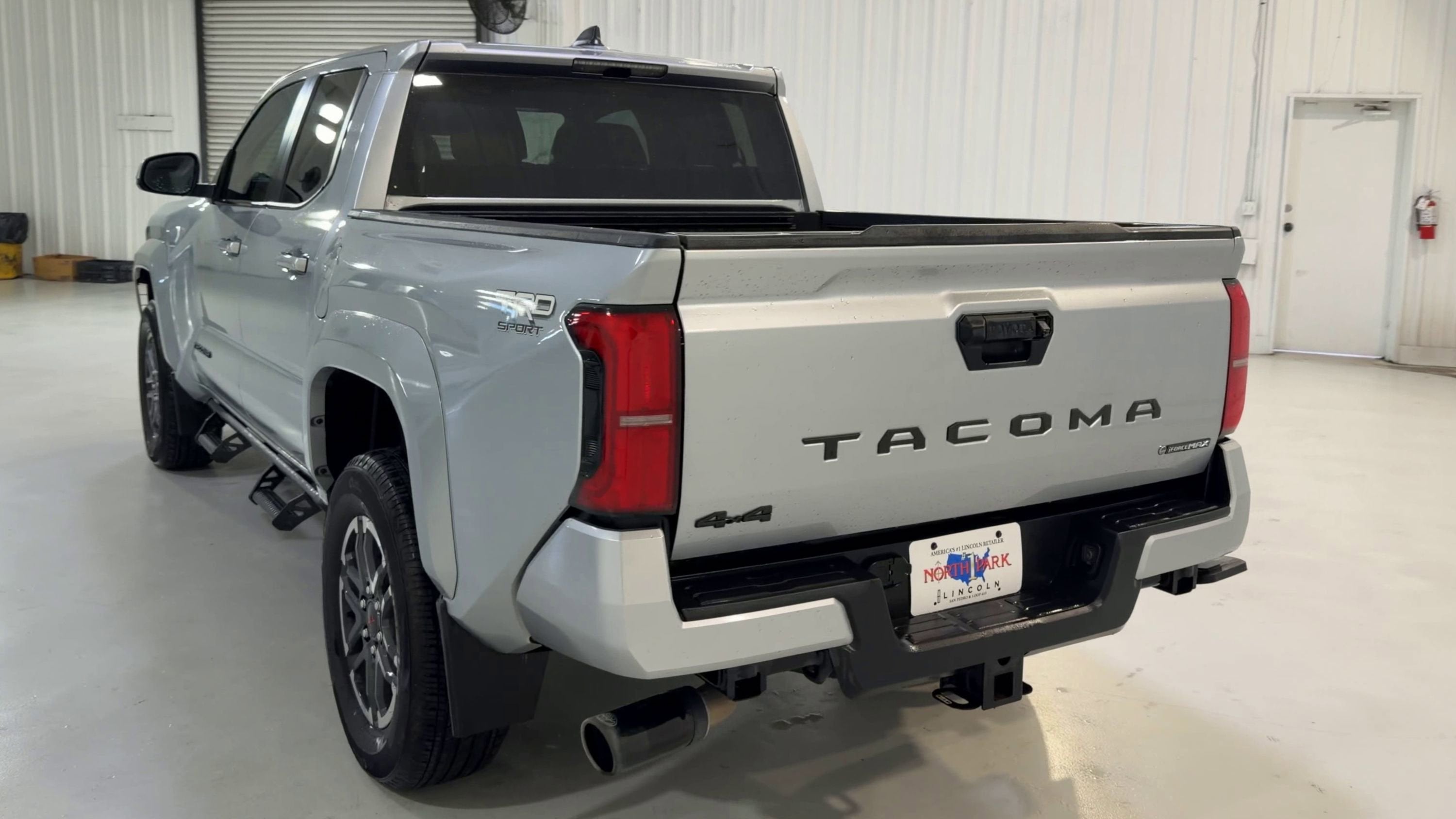 2024 Toyota Tacoma 4WD TRD Sport