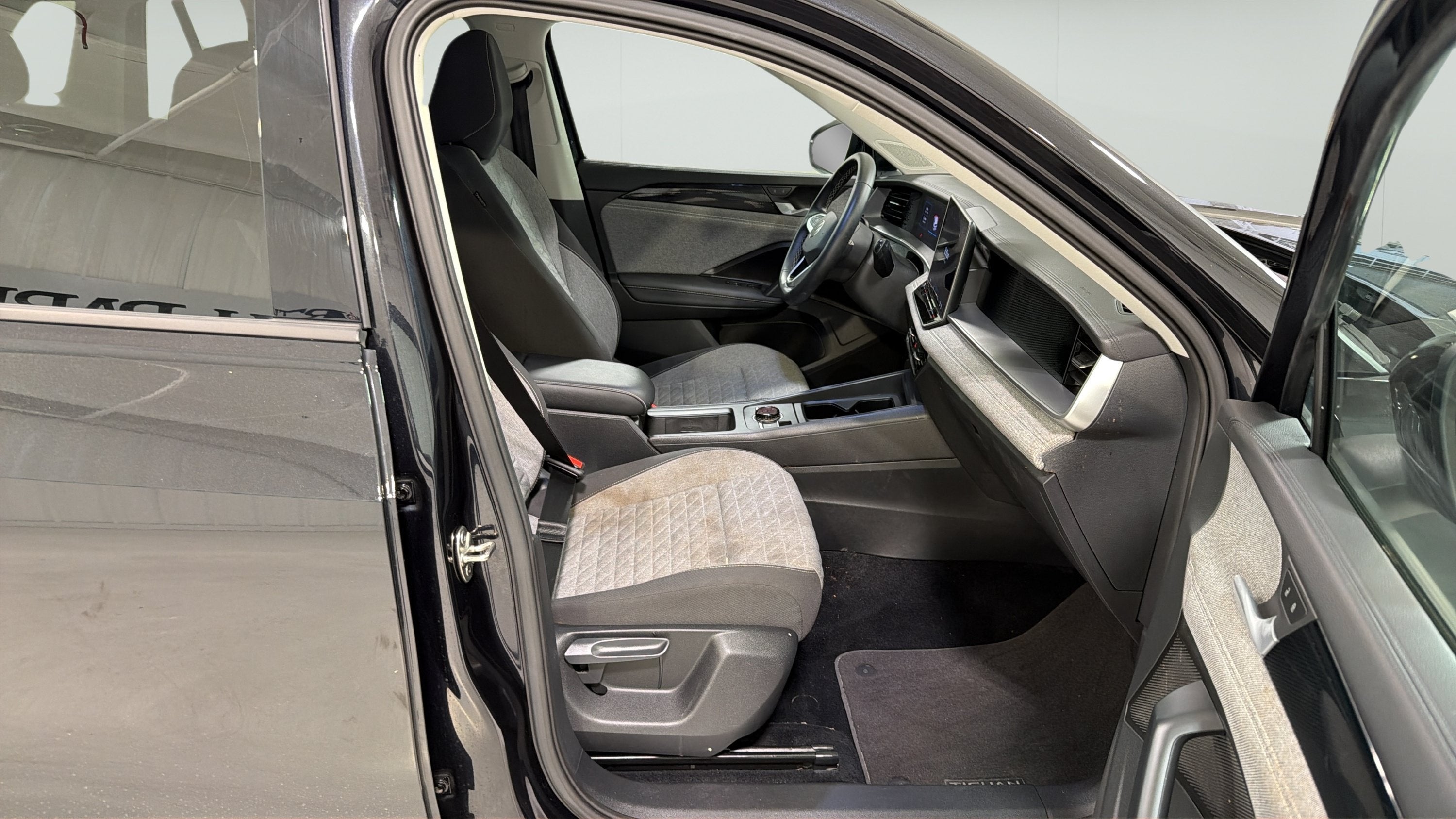 2025 Volkswagen Tiguan S