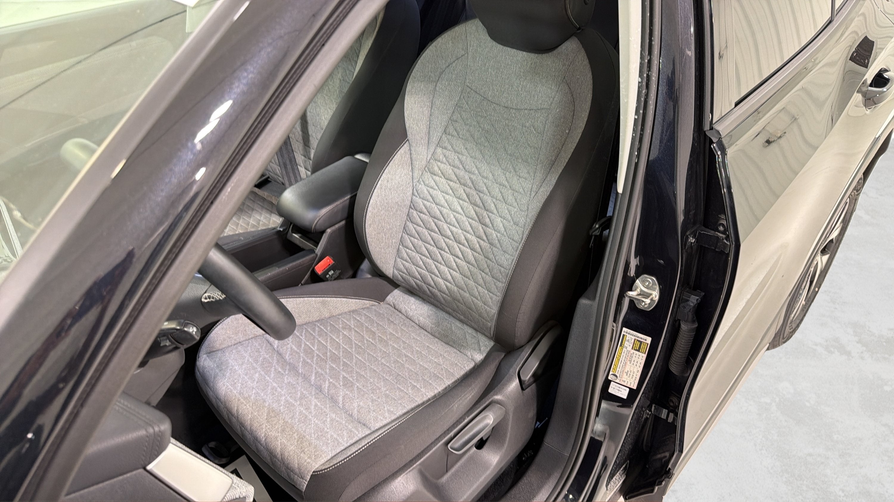 2025 Volkswagen Tiguan S