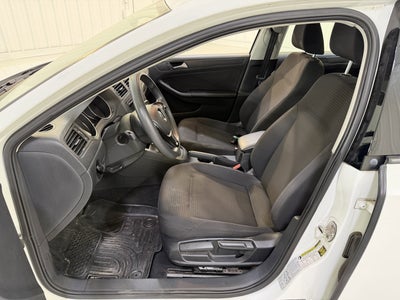 2015 Volkswagen Jetta 2.0L S