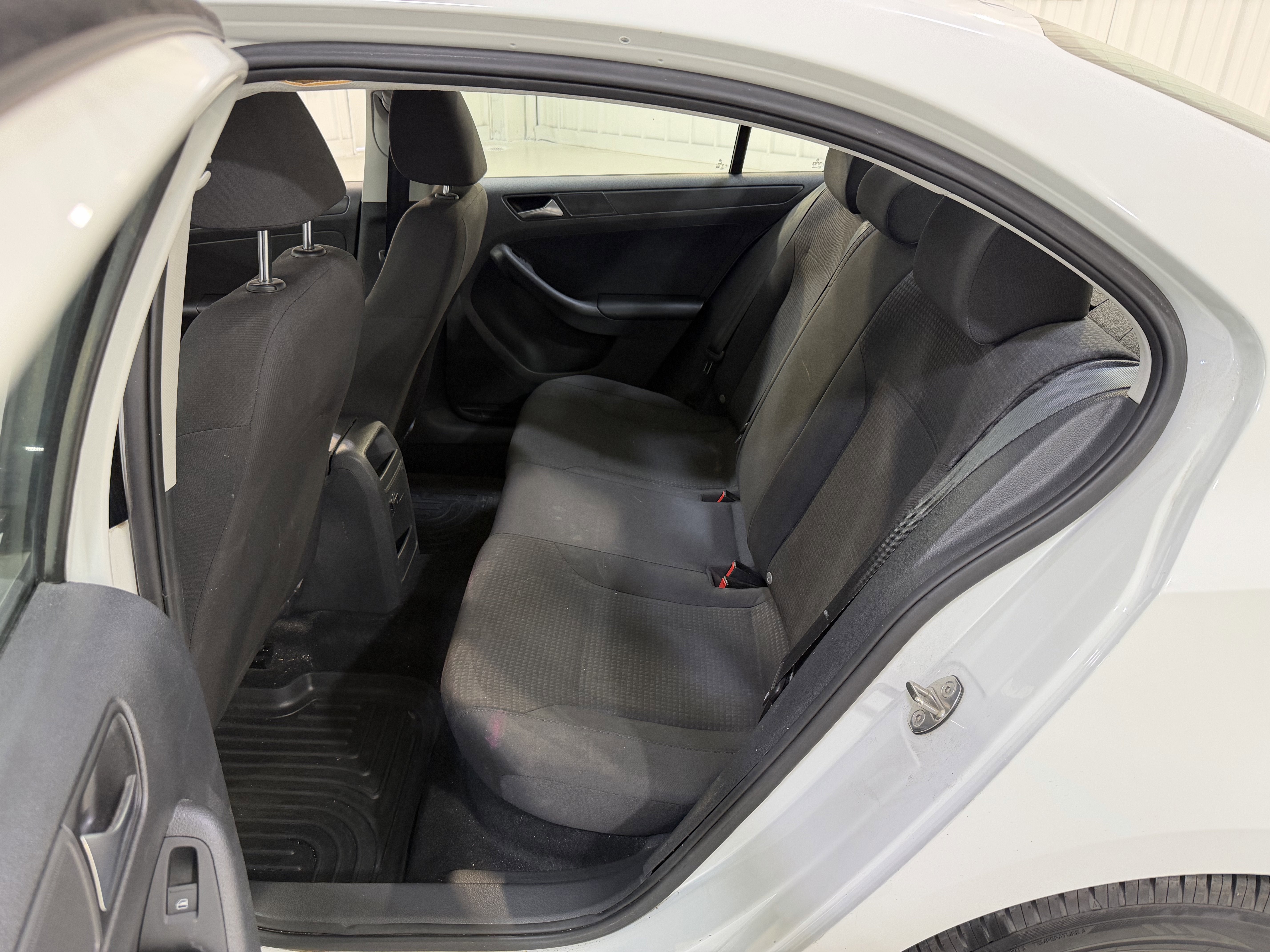 2015 Volkswagen Jetta 2.0L S