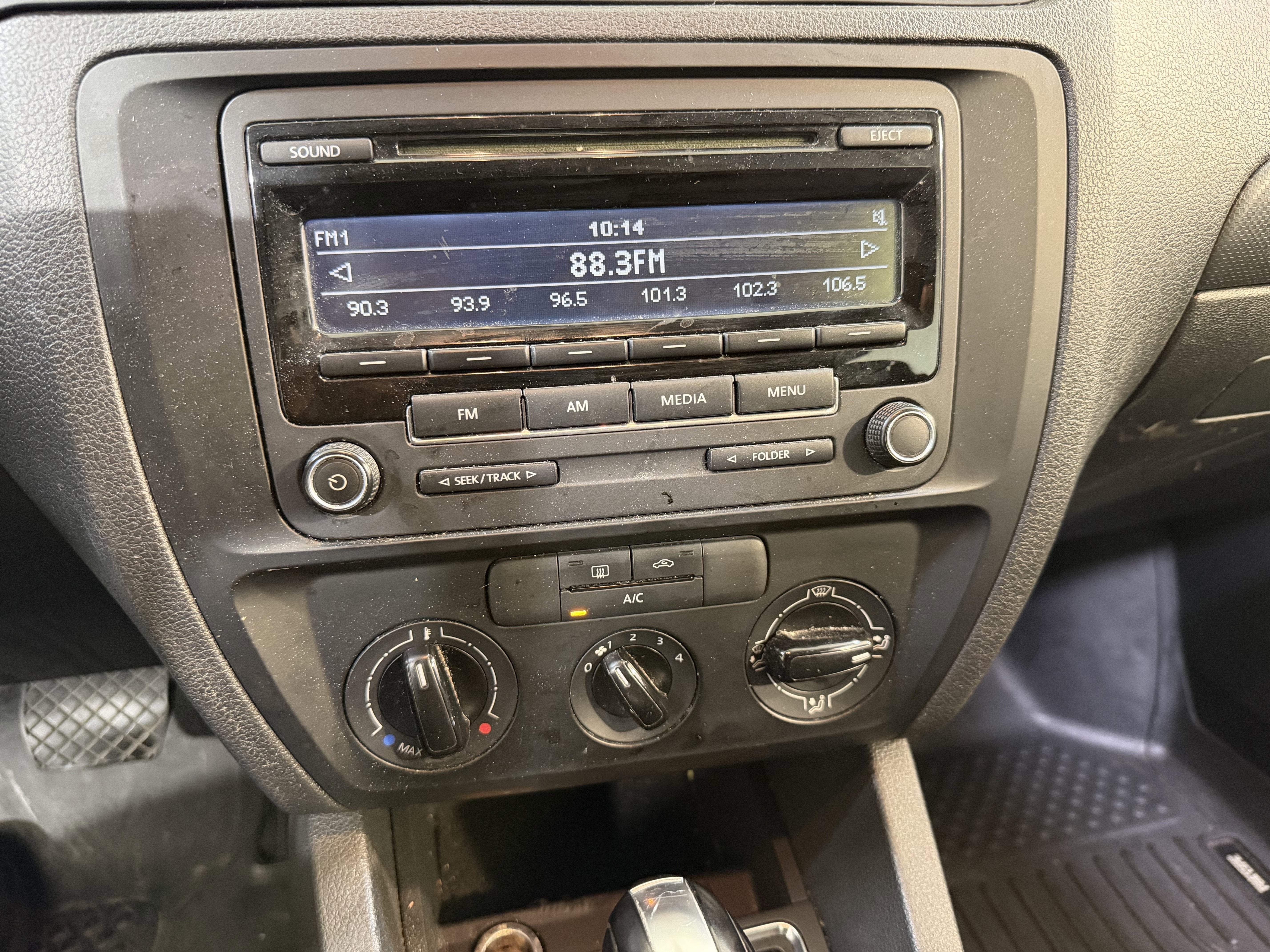 2015 Volkswagen Jetta 2.0L S