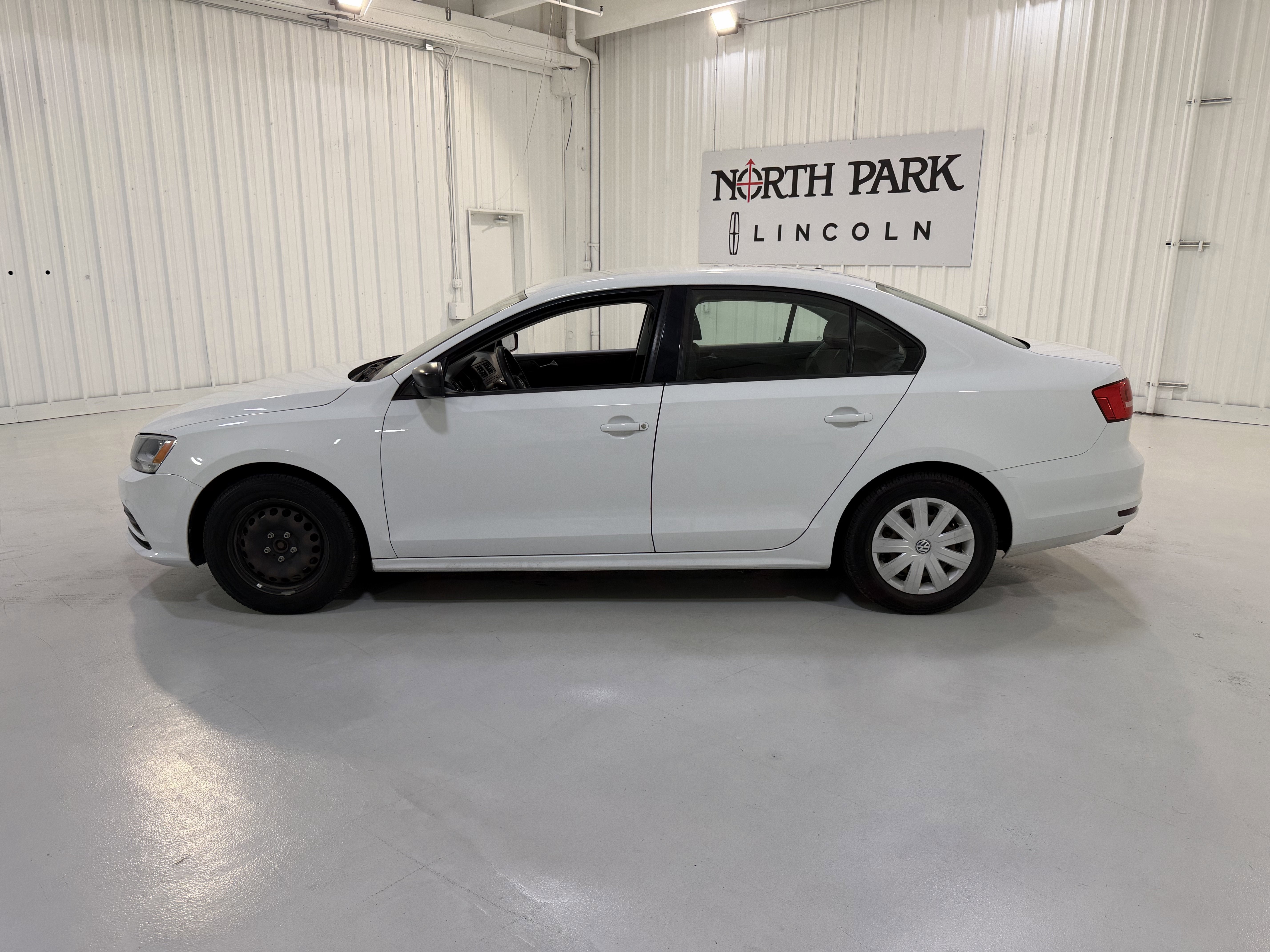 2015 Volkswagen Jetta 2.0L S