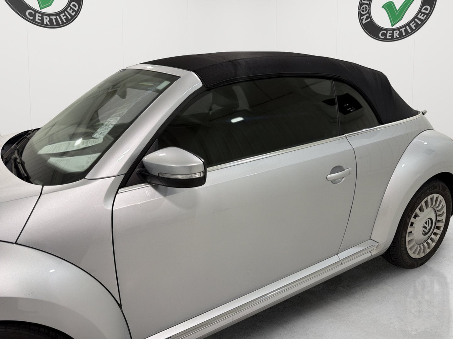 2016 Volkswagen Beetle Convertible 1.8T S
