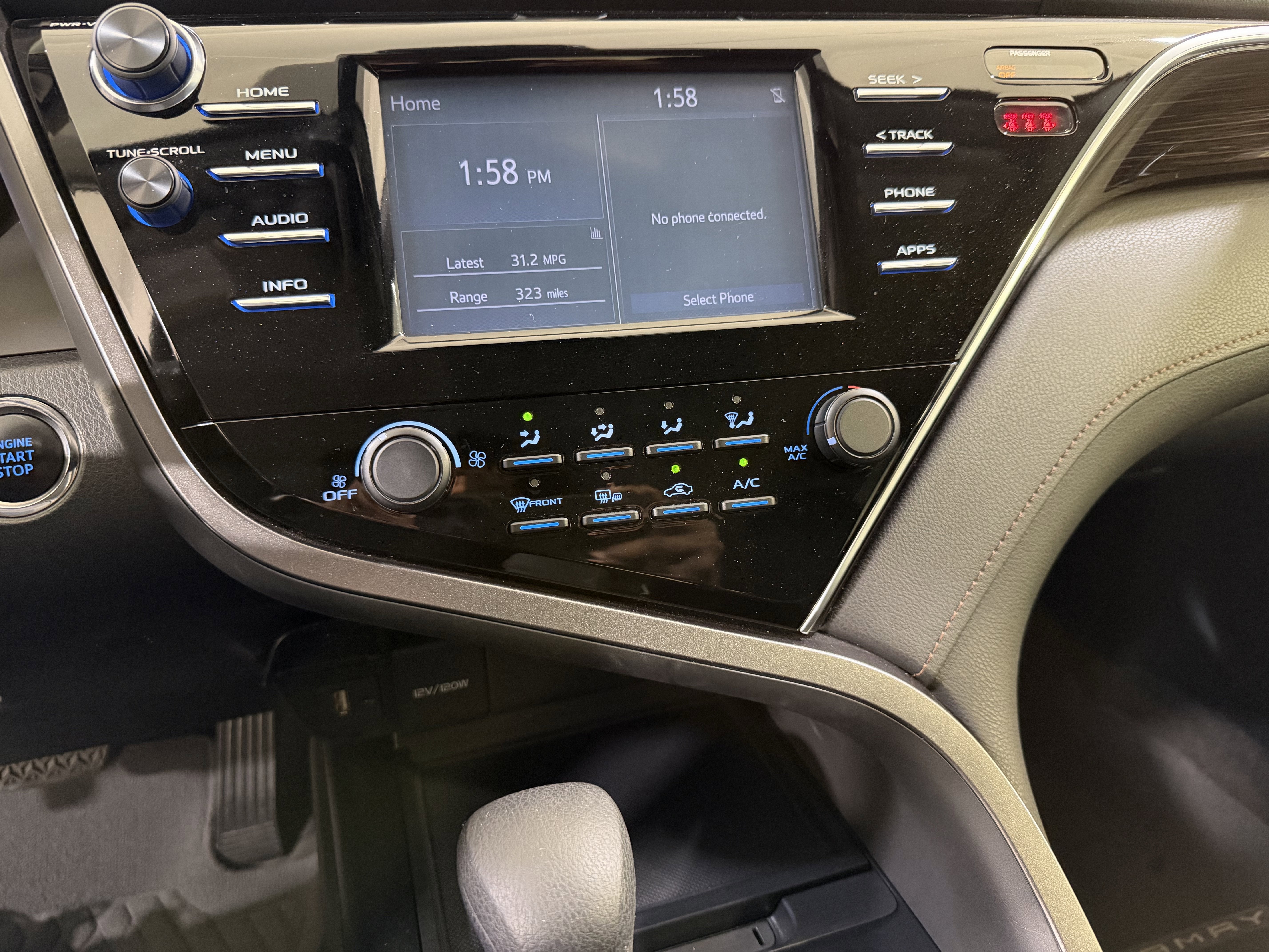 2018 Toyota Camry SE