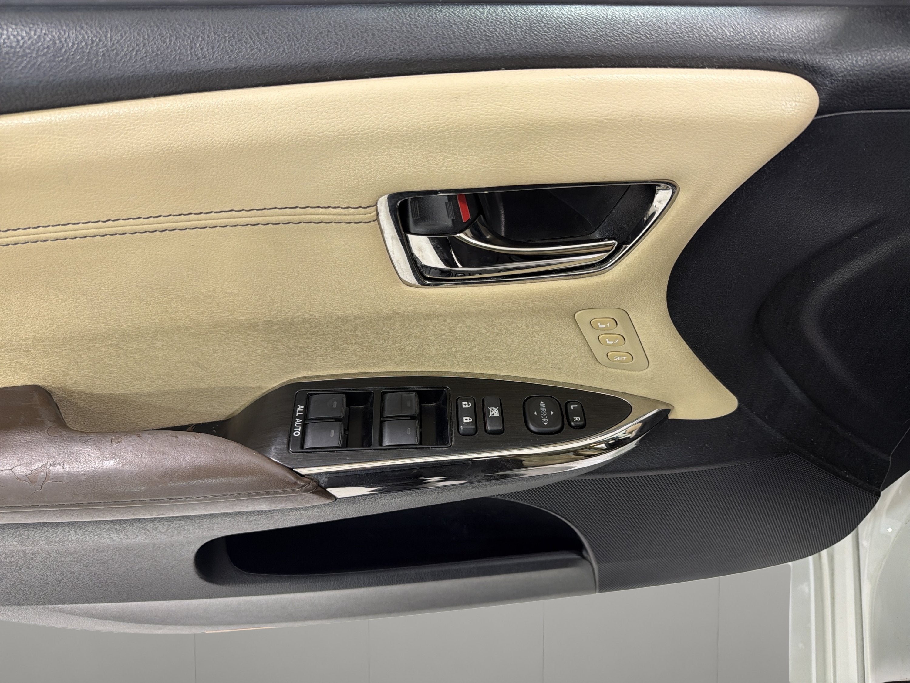 2014 Toyota Avalon Hybrid Limited