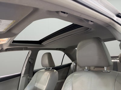 2012 Toyota Camry Hybrid XLE