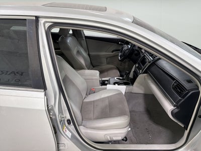 2012 Toyota Camry Hybrid XLE