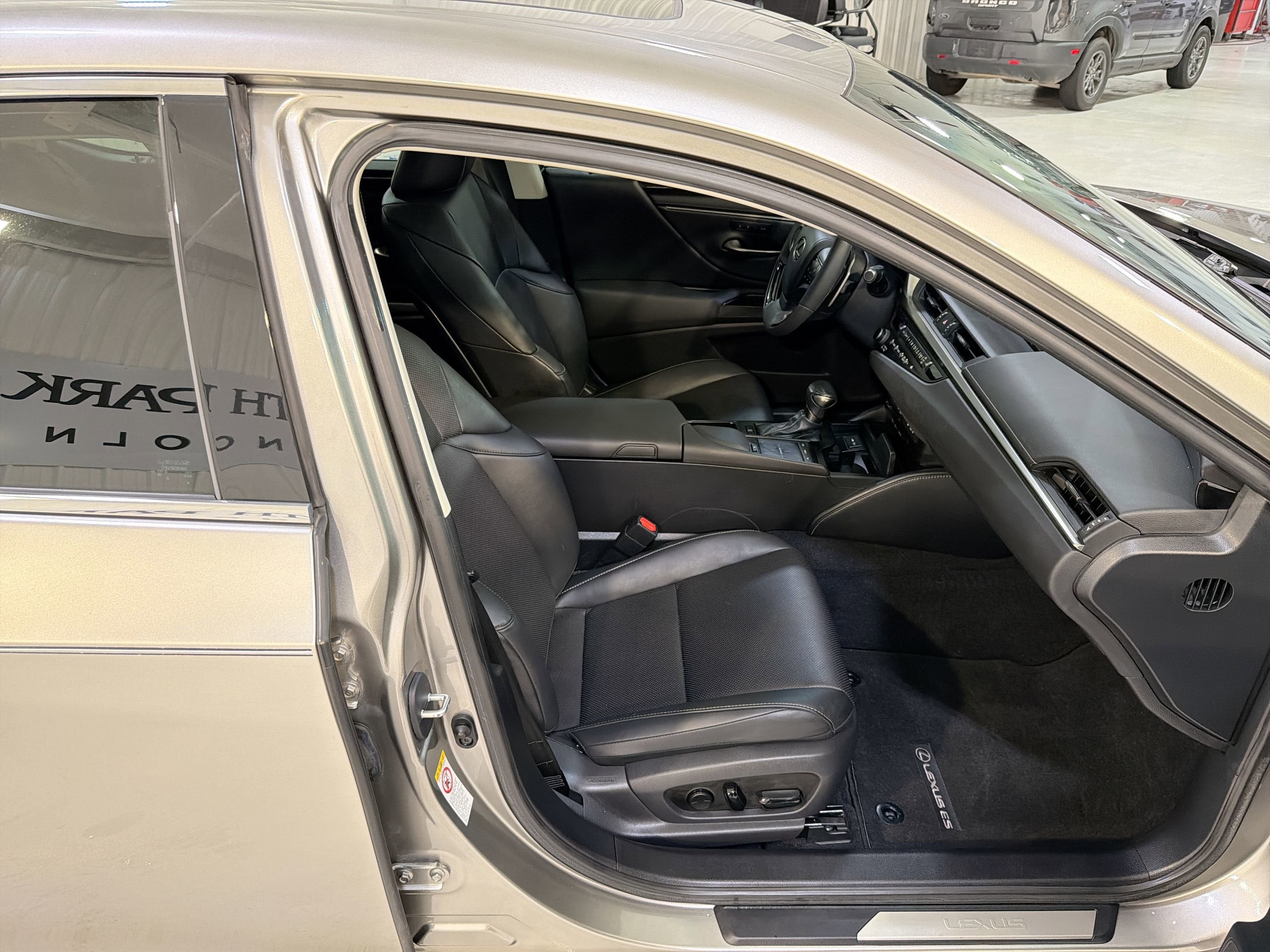 2019 Lexus ES 350 Ultra Luxury