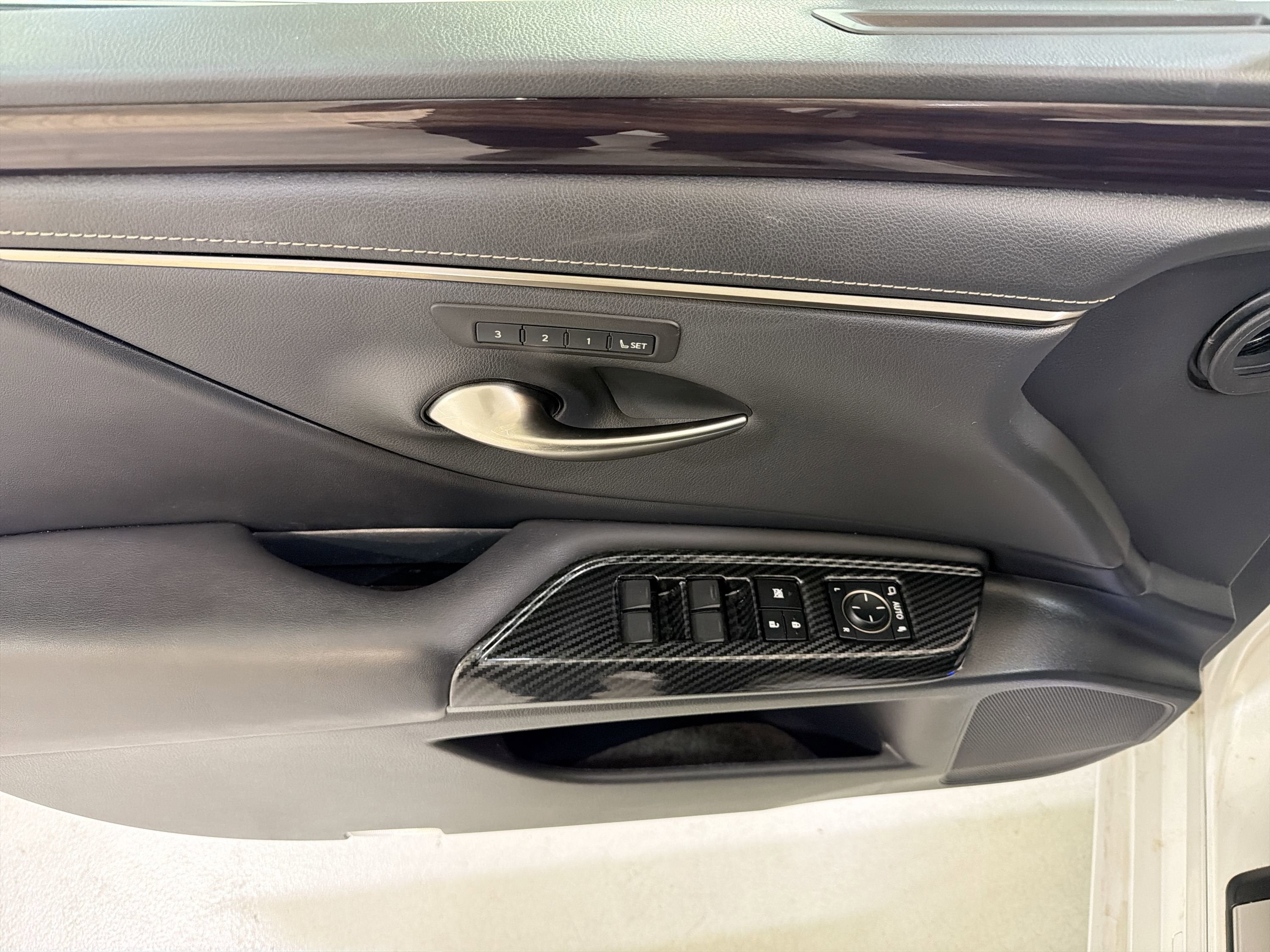 2020 Lexus ES ES 300h