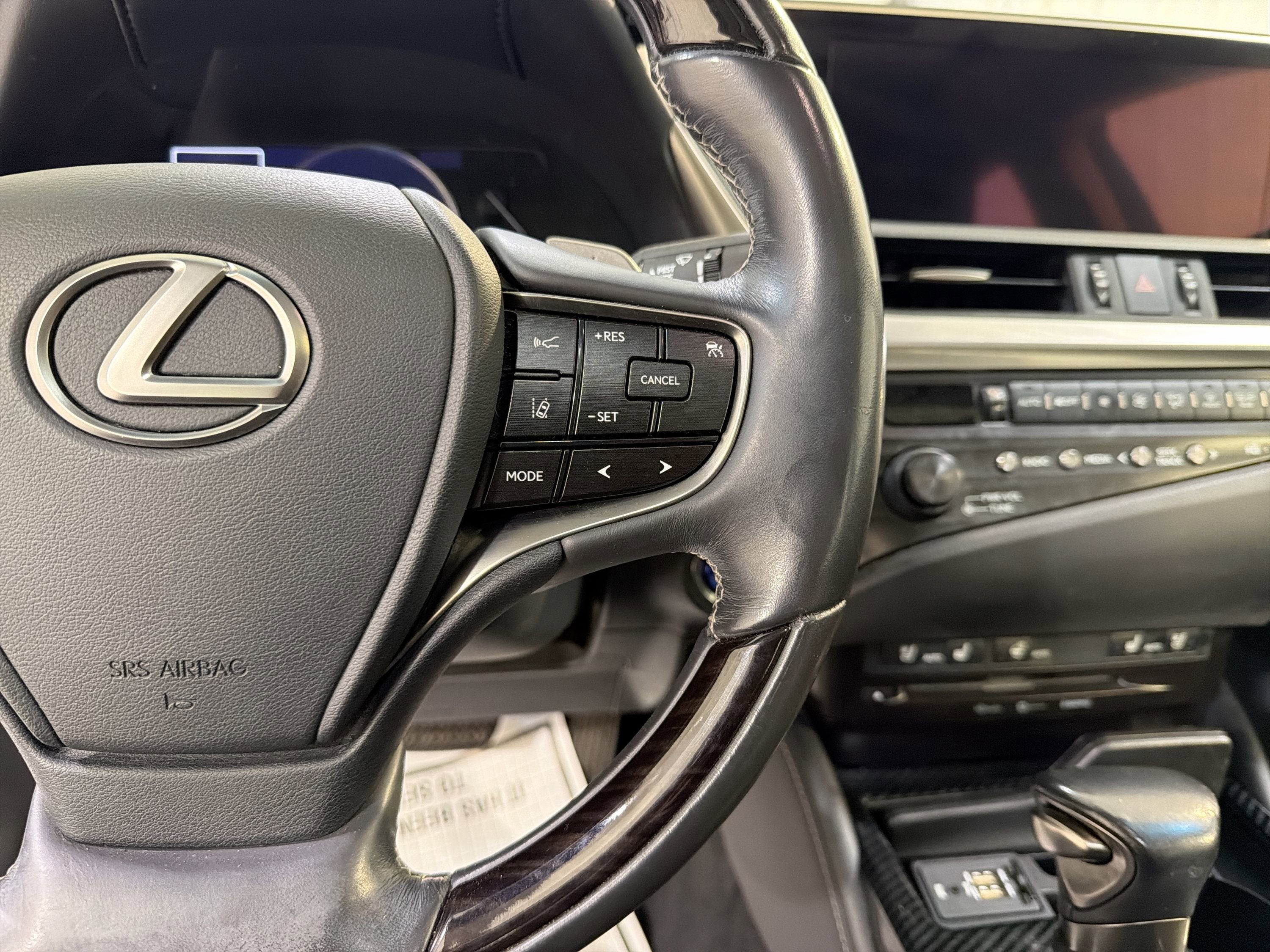 2020 Lexus ES ES 300h