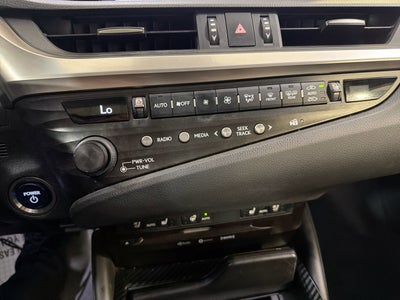 2020 Lexus ES ES 300h