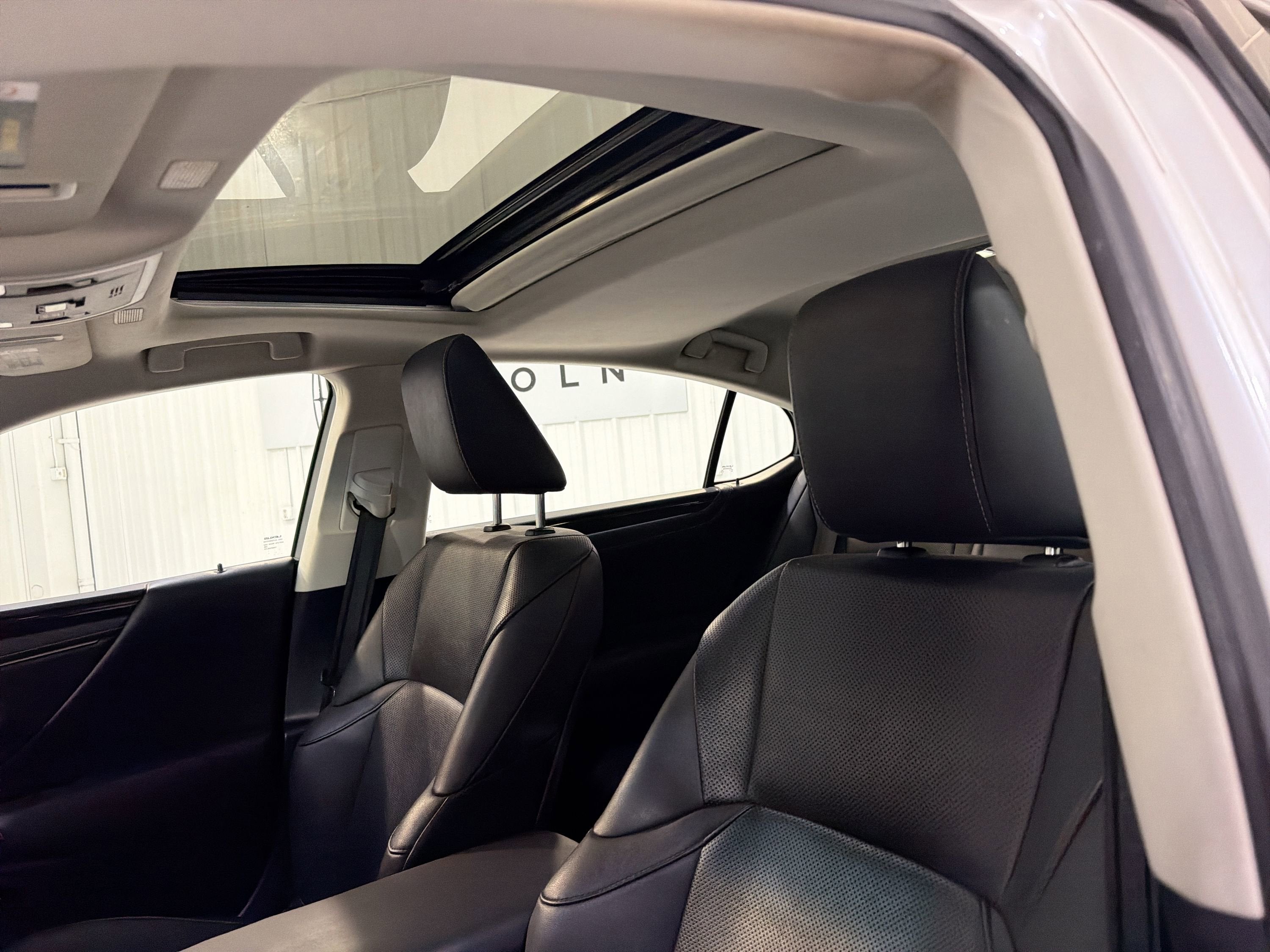 2020 Lexus ES ES 300h