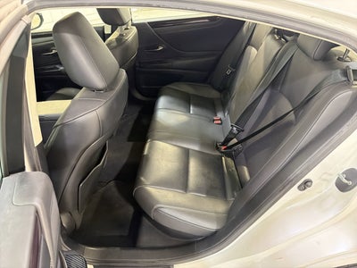 2020 Lexus ES ES 300h