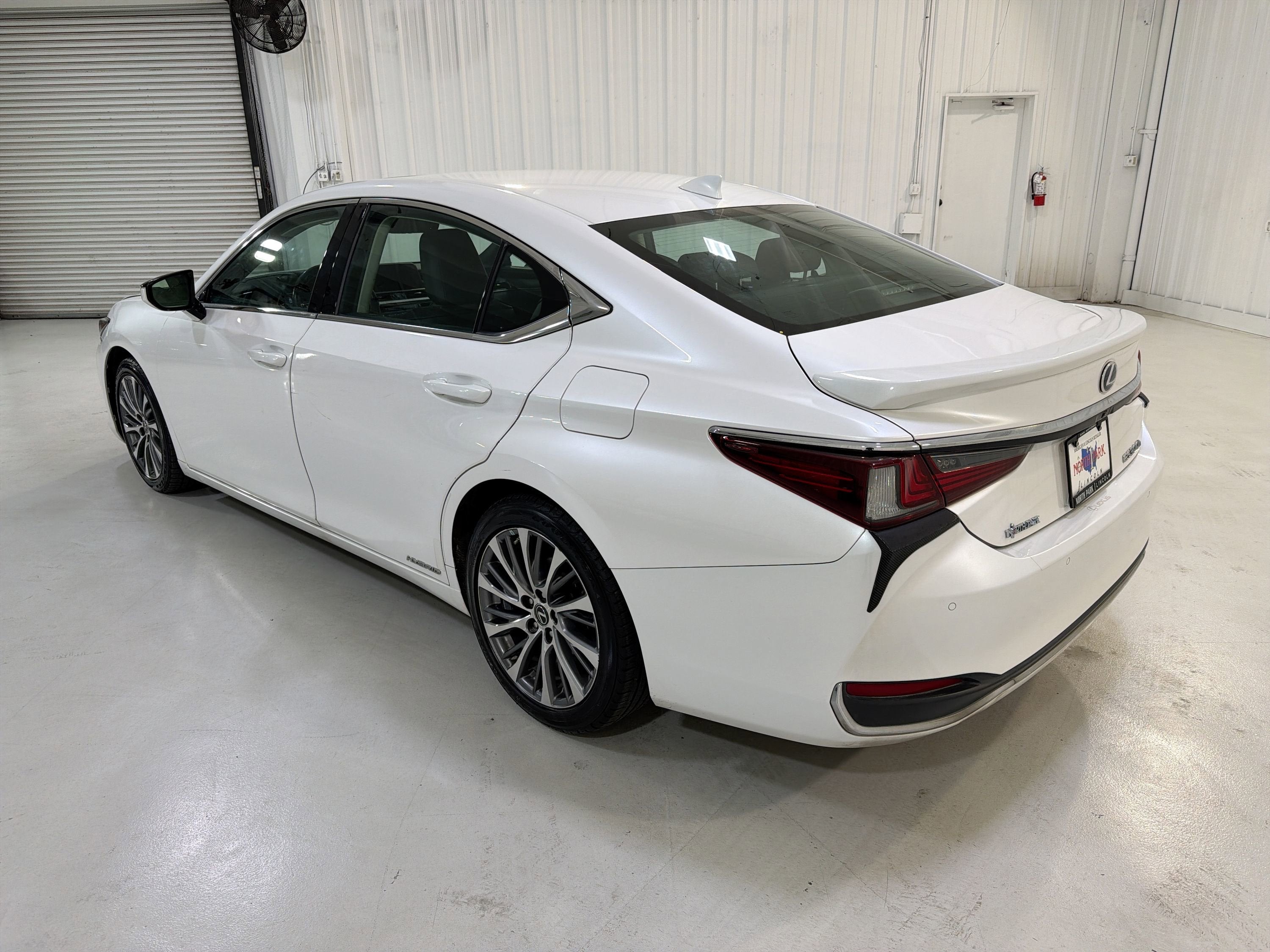 2020 Lexus ES ES 300h