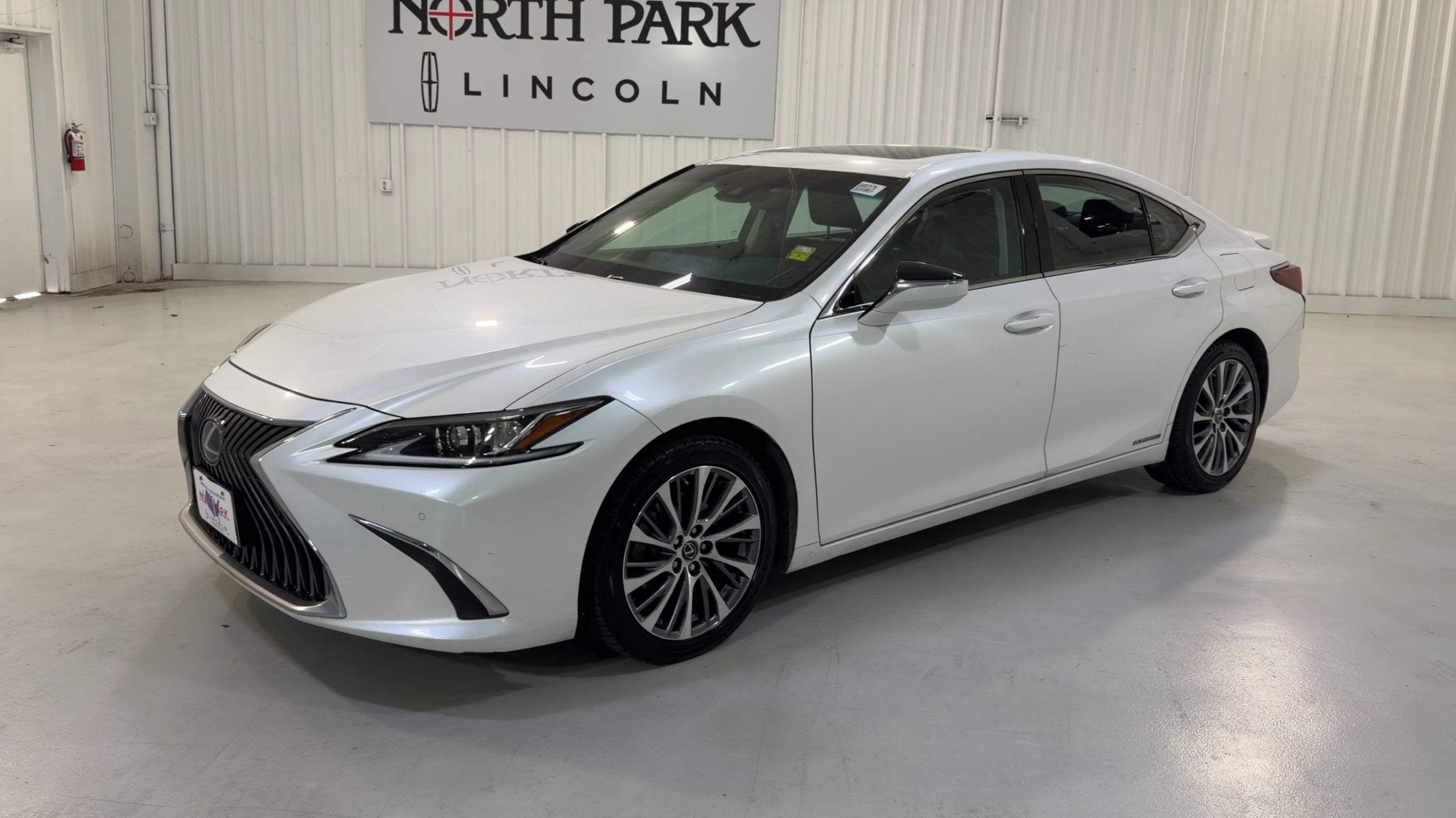 2020 Lexus ES ES 300h