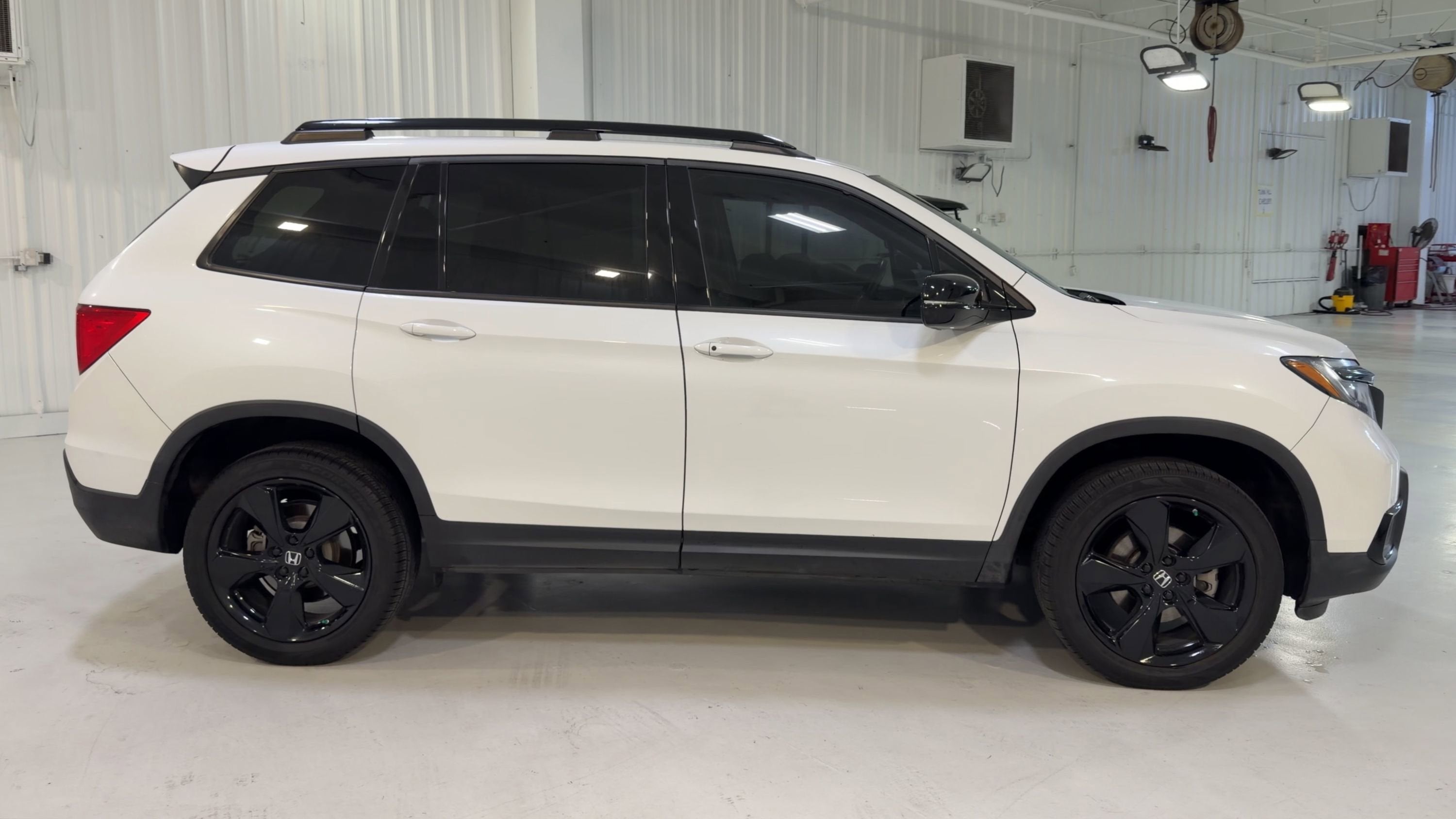 2021 Honda Passport Elite