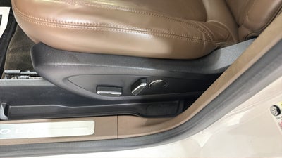 2015 Lincoln MKC Base