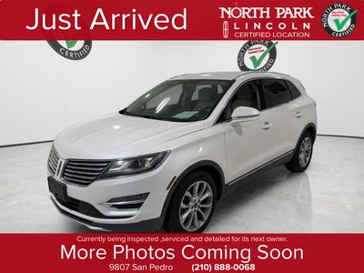 2015 Lincoln MKC Base