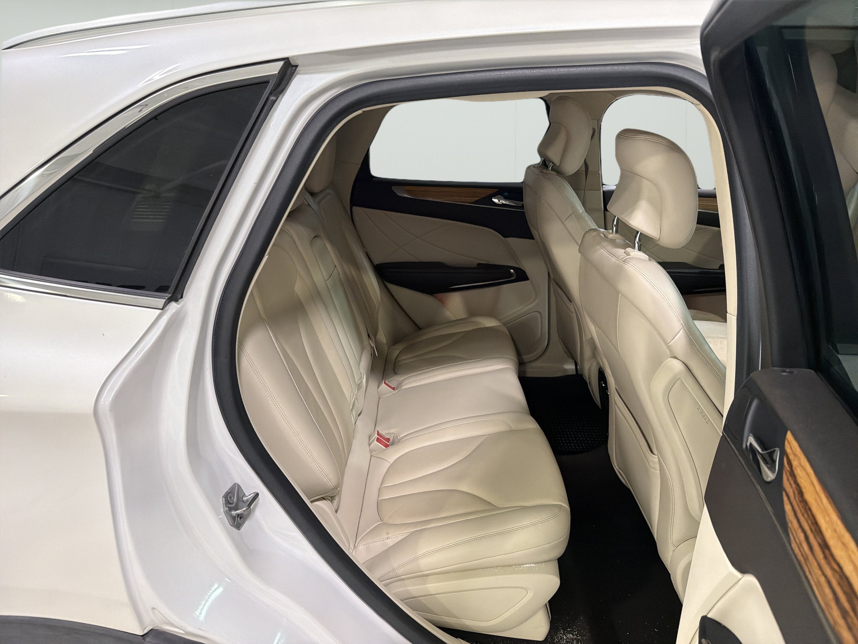2015 Lincoln MKC Base