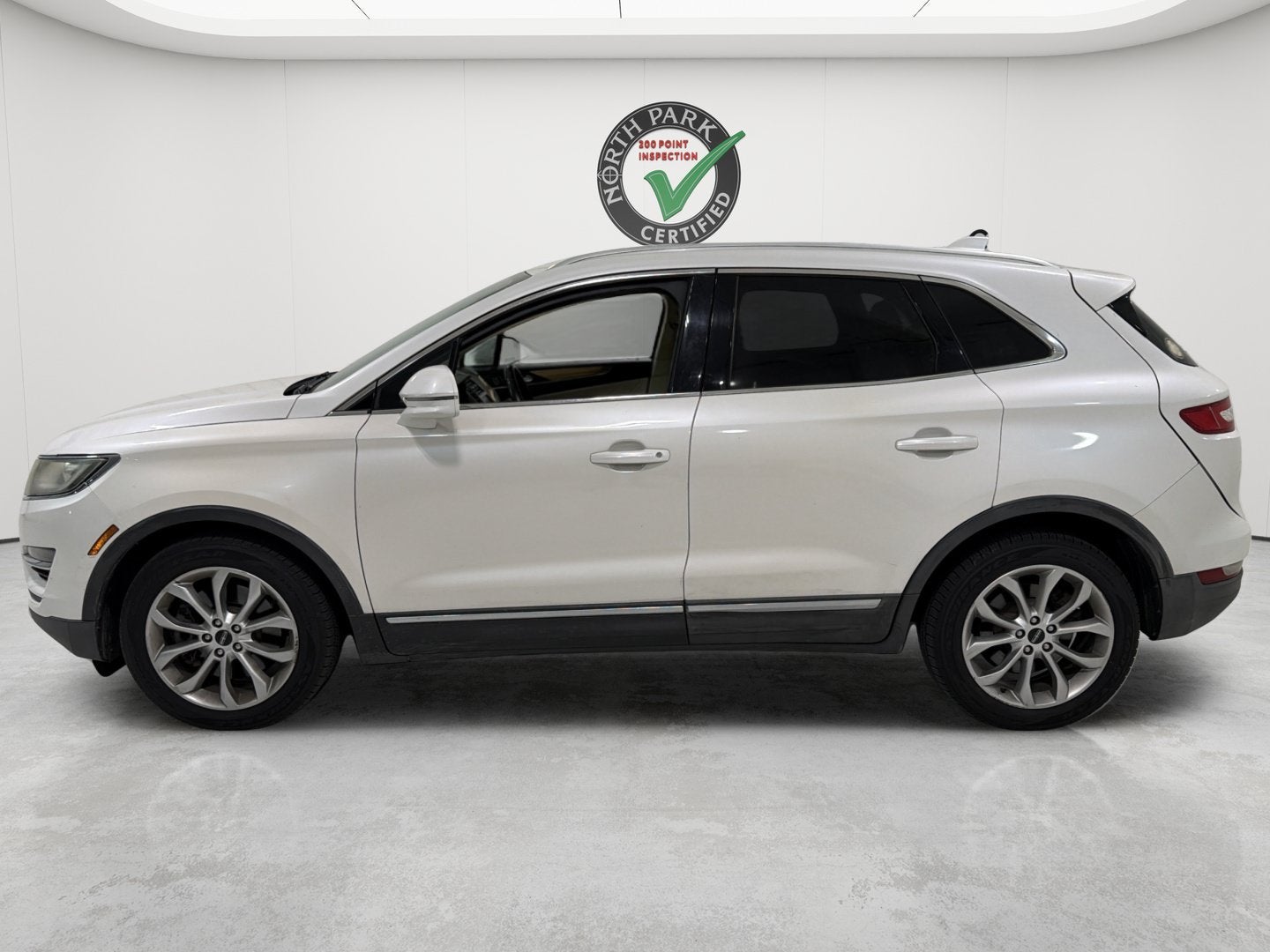 2015 Lincoln MKC Base