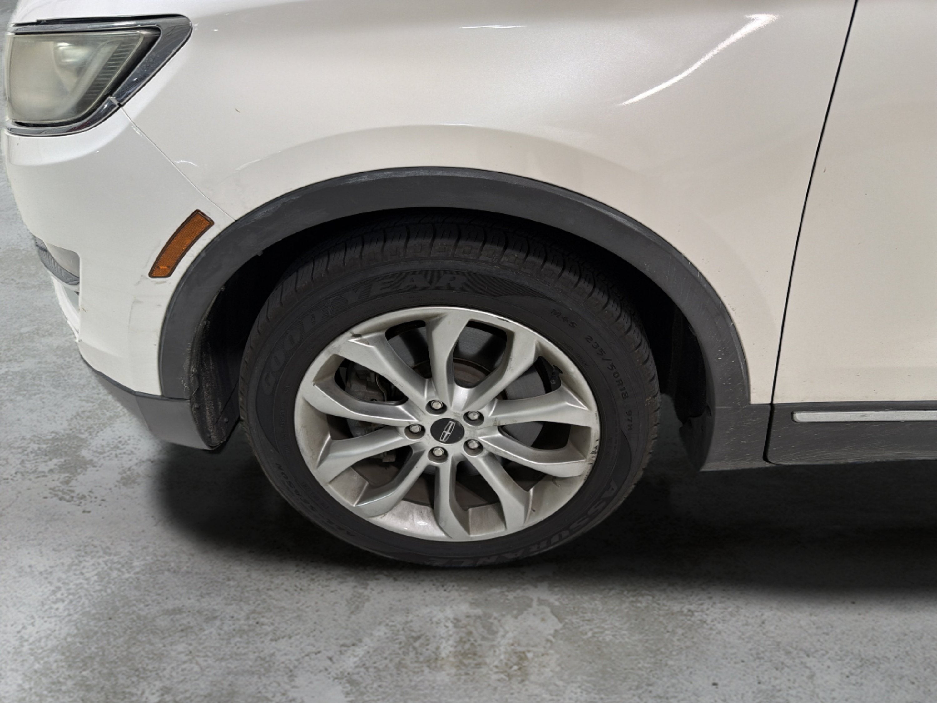 2015 Lincoln MKC Base