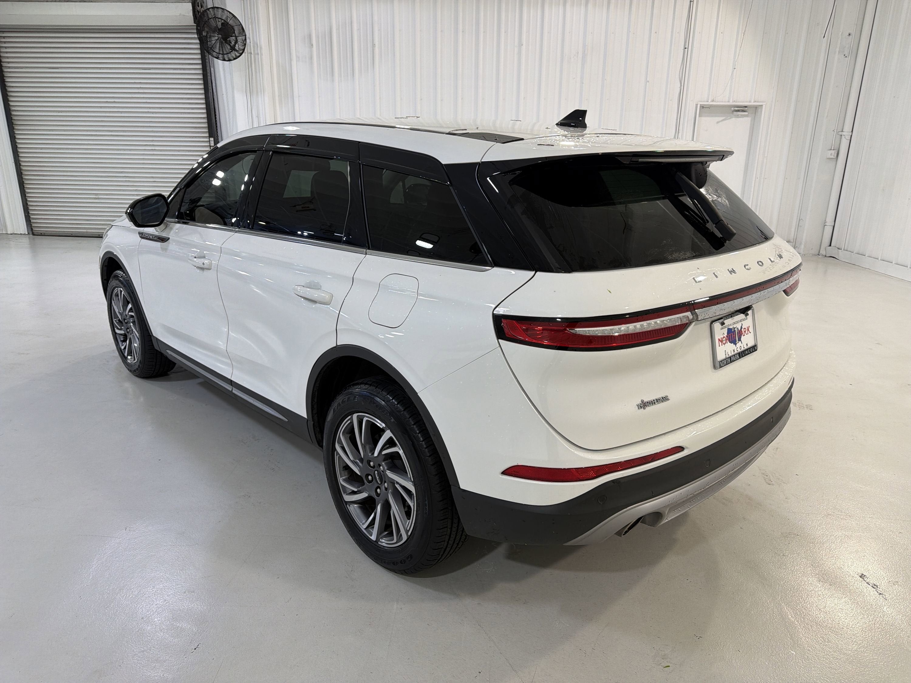 2023 Lincoln Corsair Standard