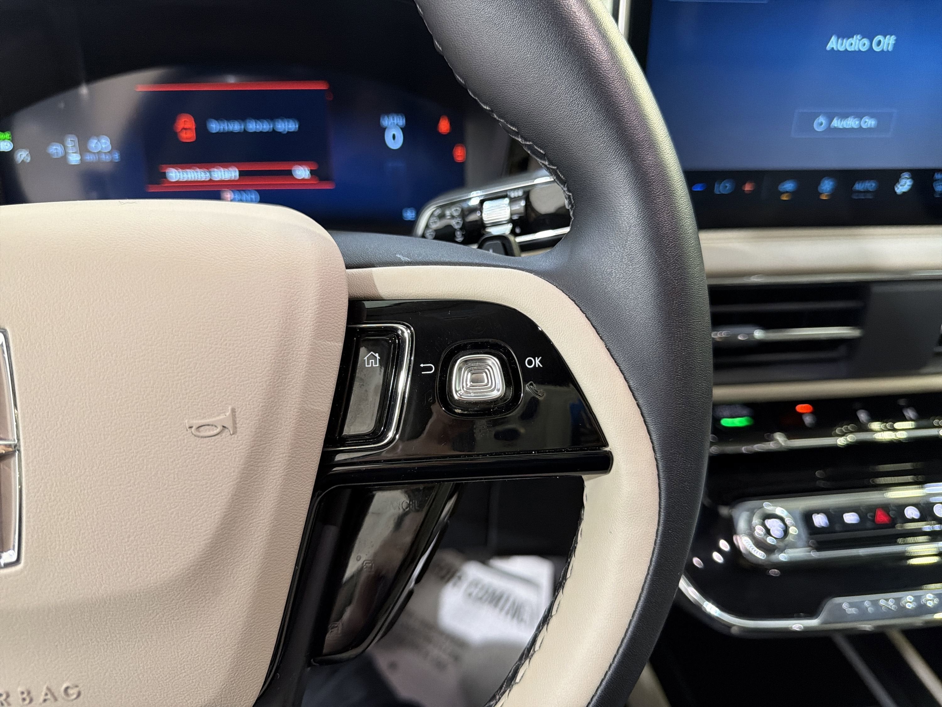 2025 Lincoln Corsair Premiere