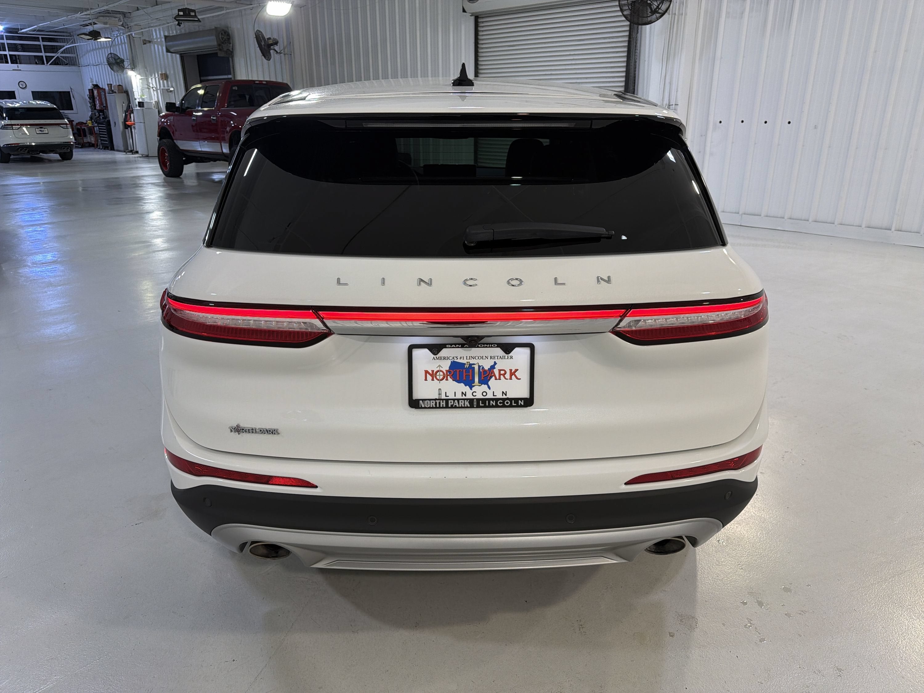 2025 Lincoln Corsair Premiere