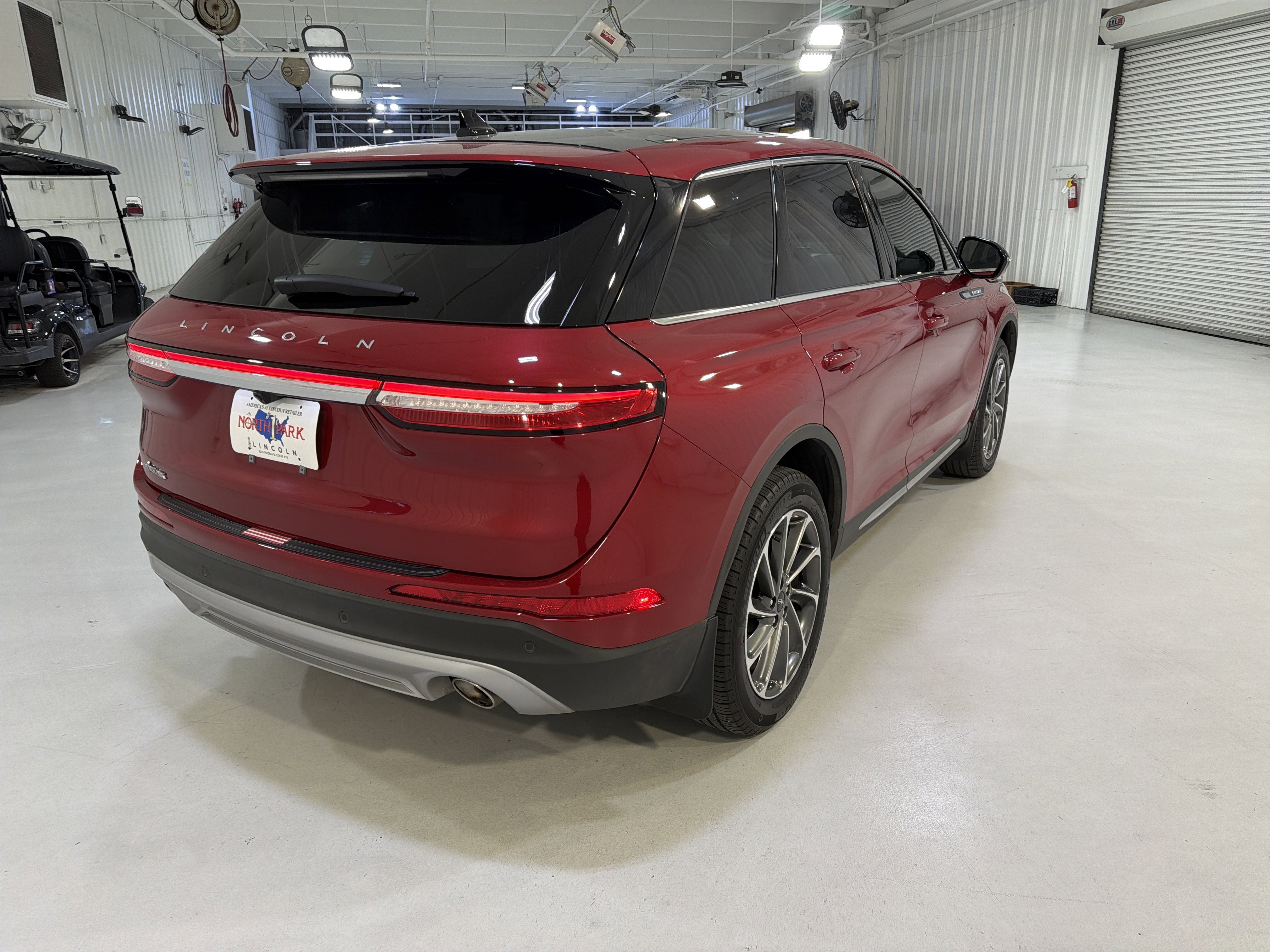 2023 Lincoln Corsair Standard