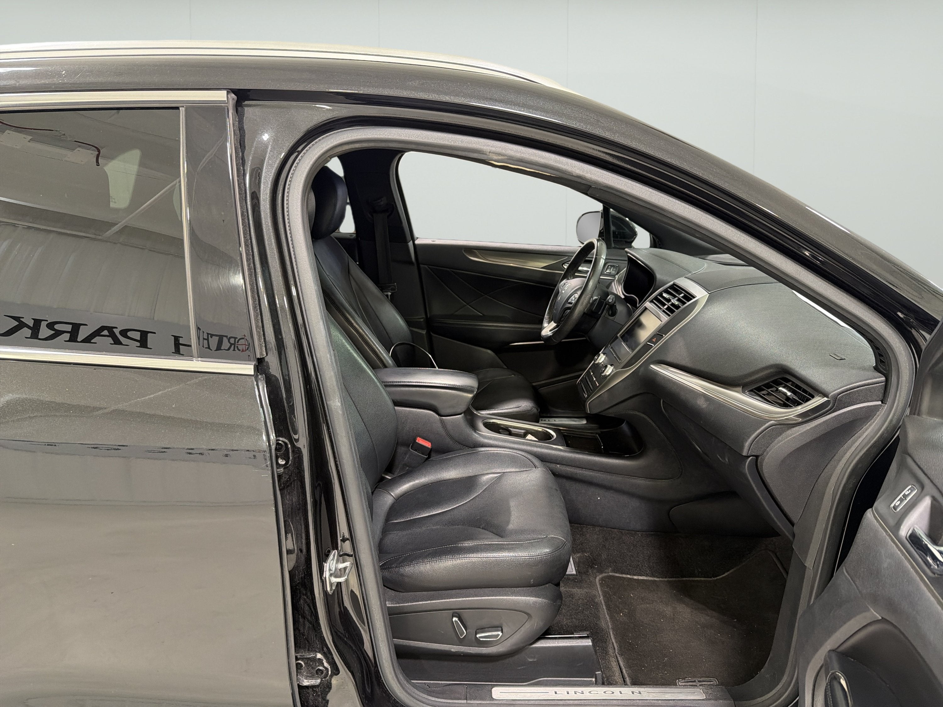 2015 Lincoln MKC Base
