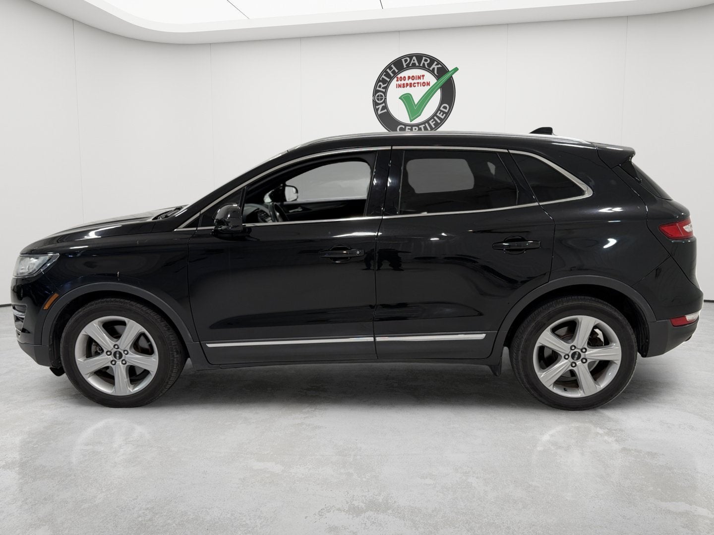 2015 Lincoln MKC Base