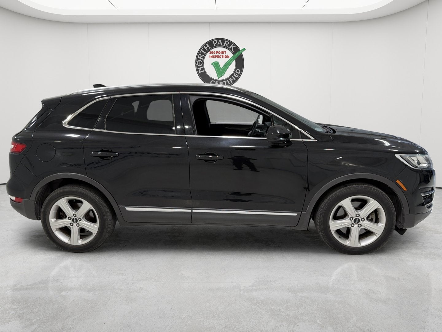 2015 Lincoln MKC Base