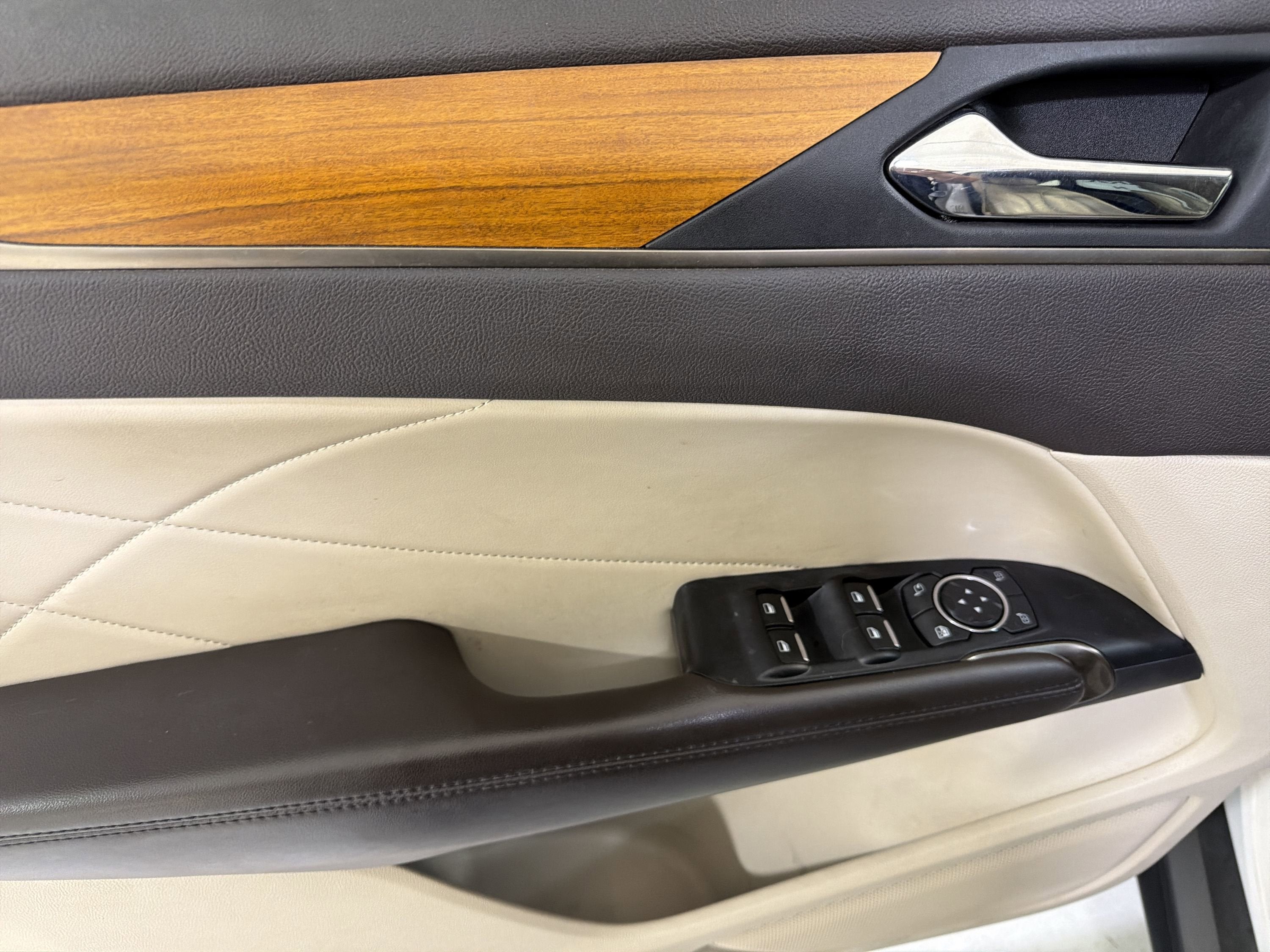2019 Lincoln MKC Select