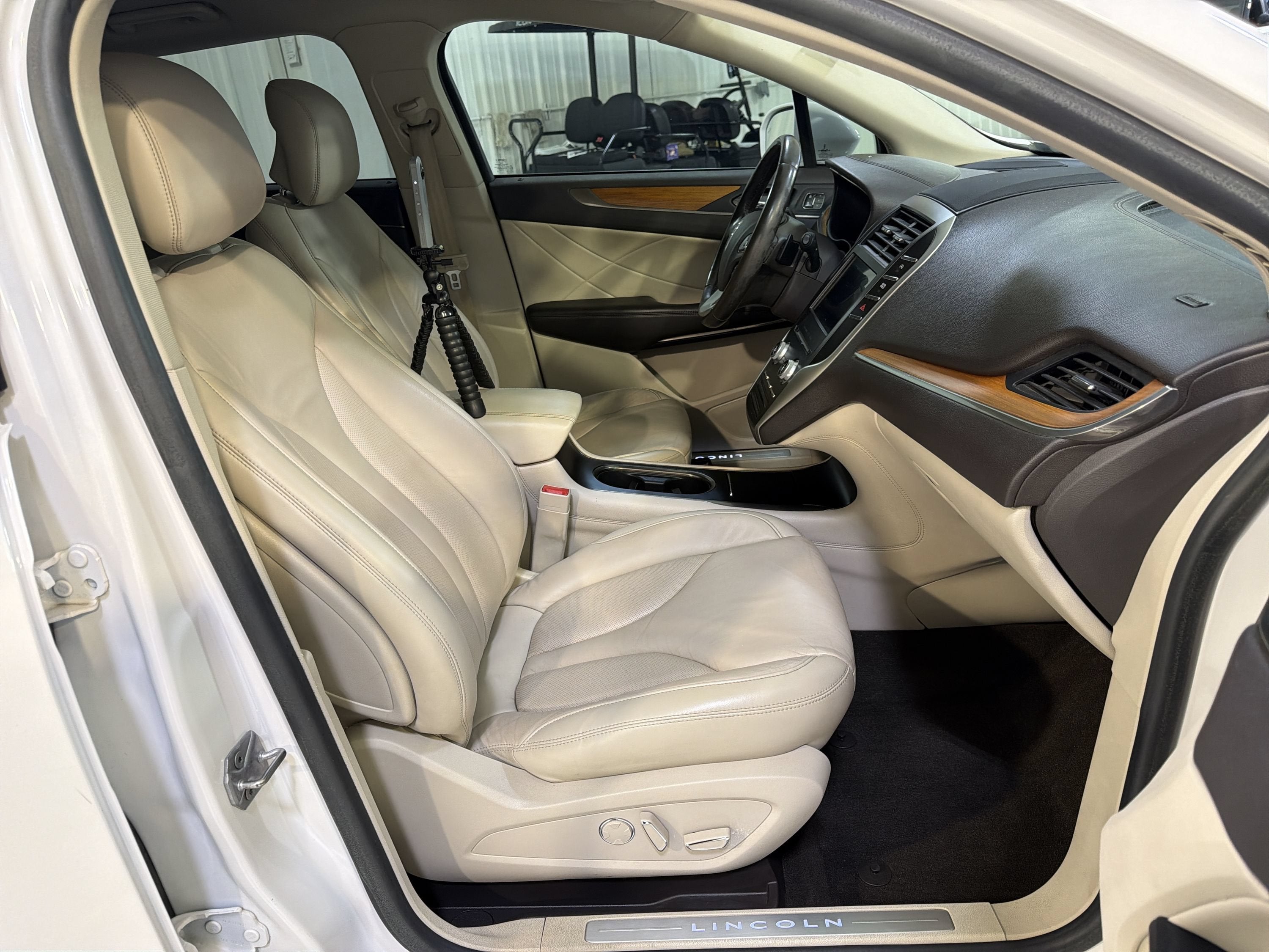 2019 Lincoln MKC Select