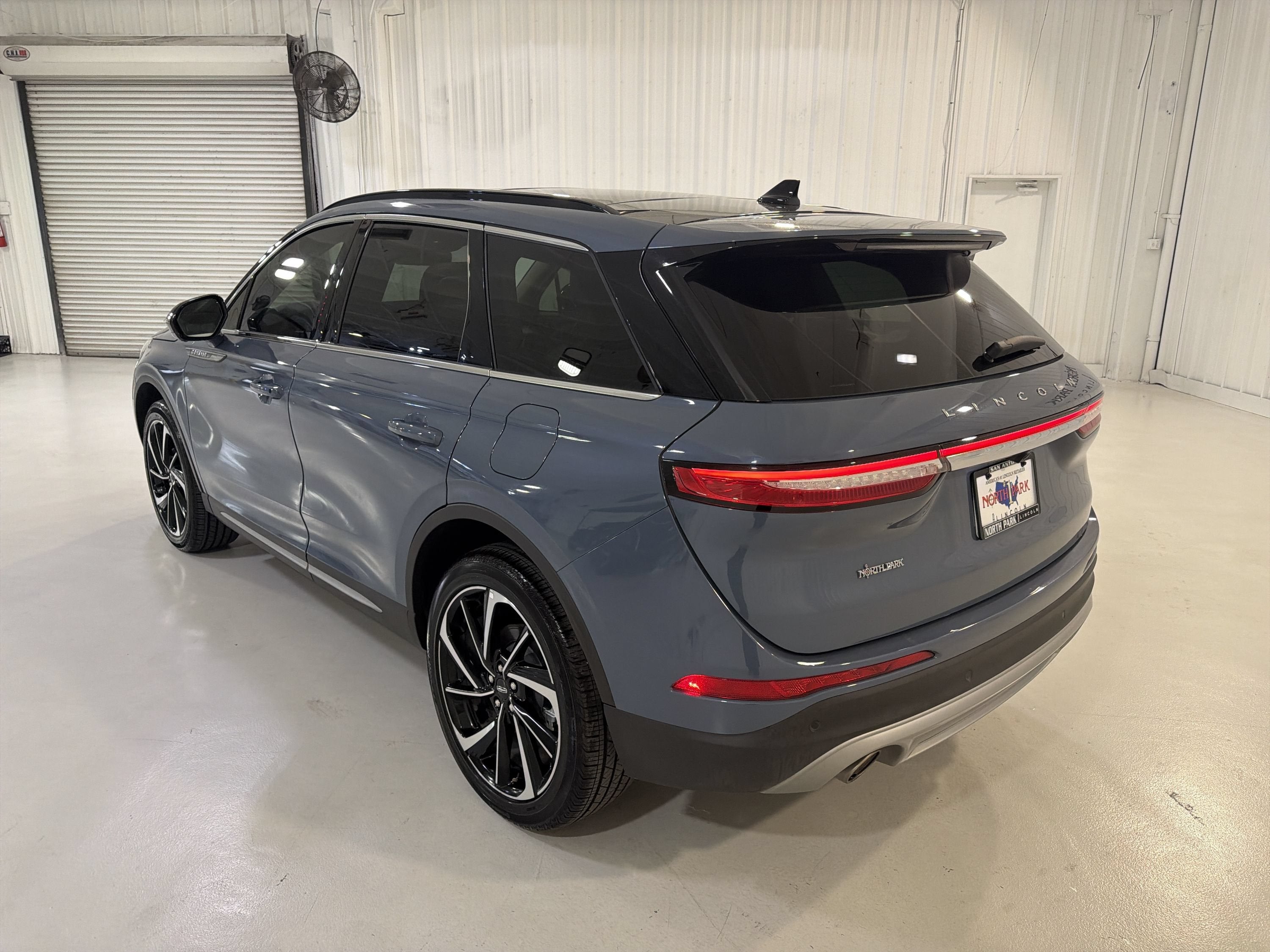 2025 Lincoln Corsair Reserve
