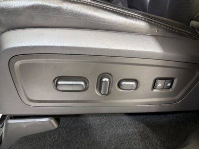 2012 Lincoln Navigator Base